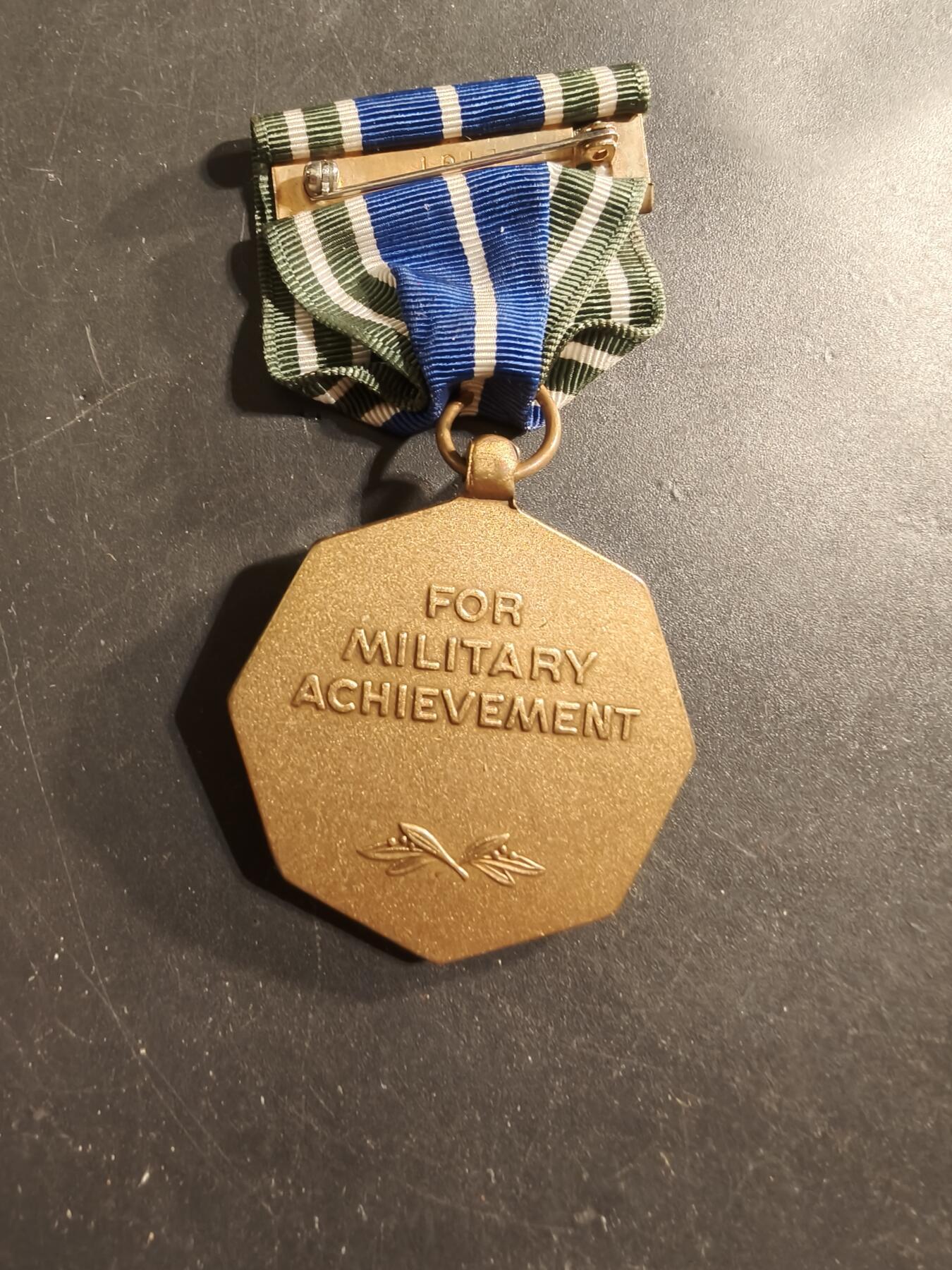 老王徽章第174期