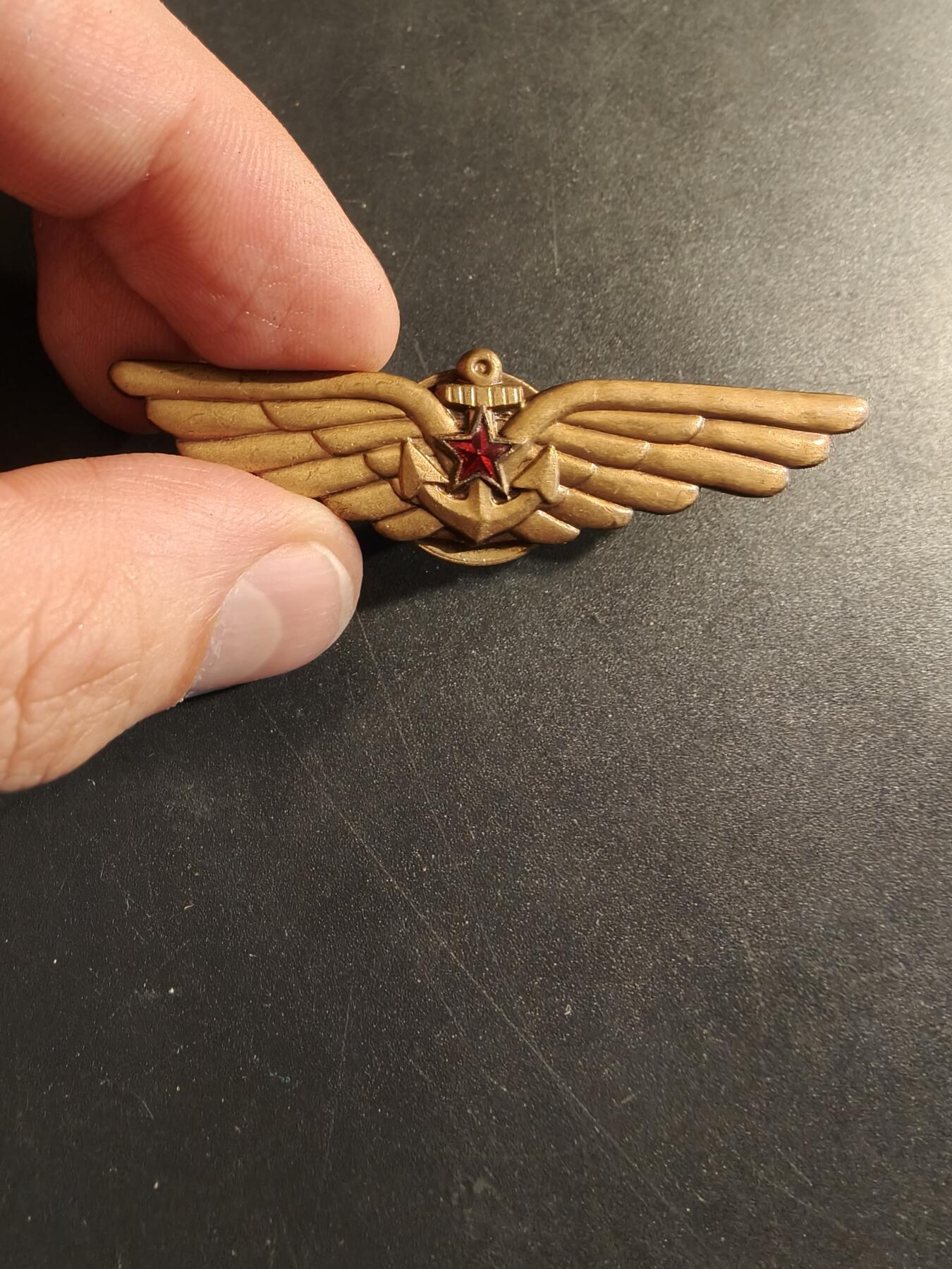 老王徽章第174期 苏联海军航空兵帽徽