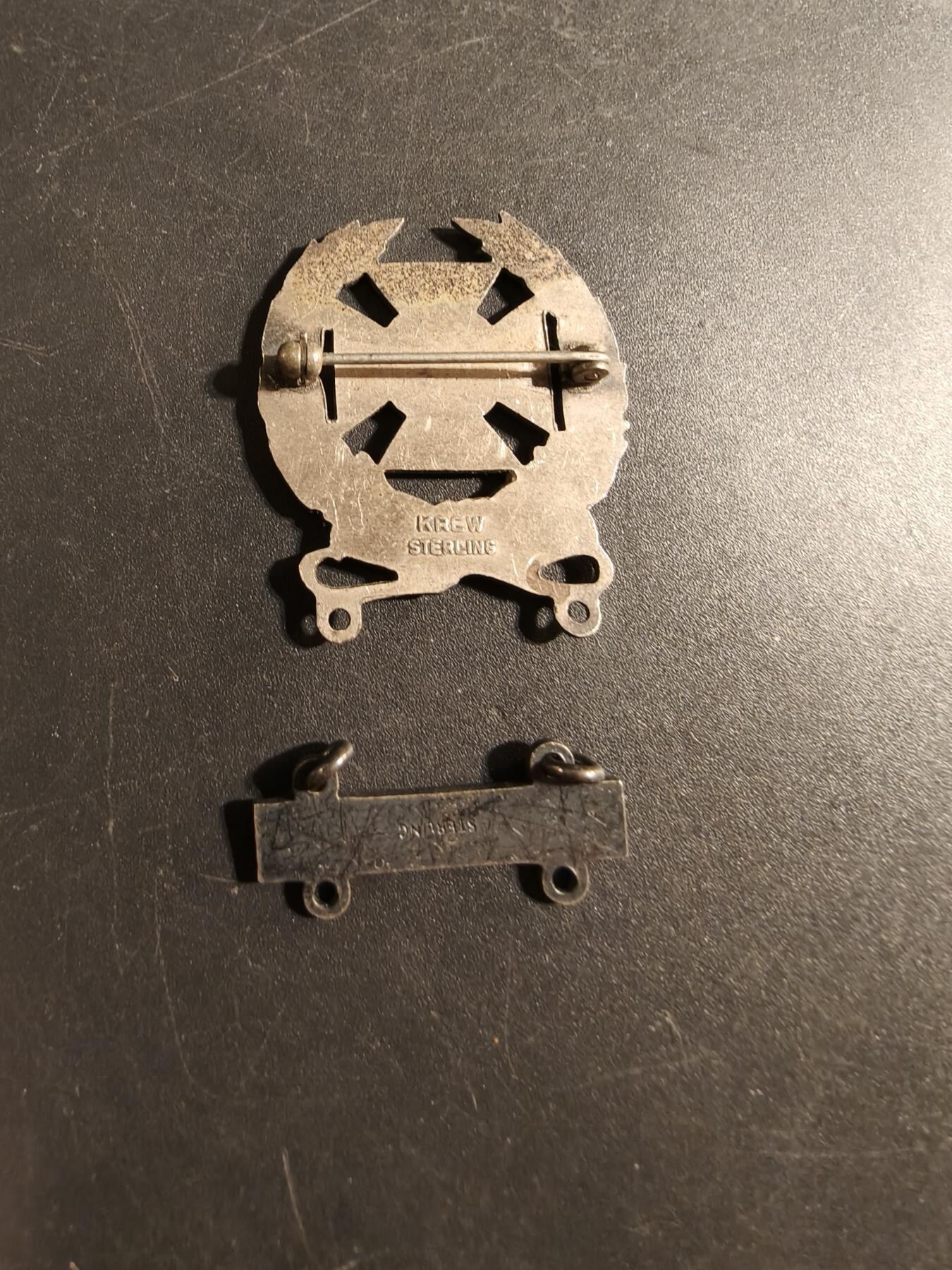 老王徽章第174期 美国陆军神射手技能章   二战时期横针版   925银   步枪勋条   10.8g