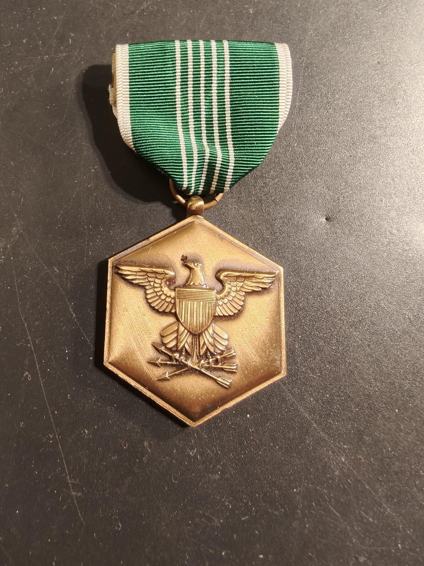 老王徽章第174期 美国陆军军事功绩奖章
