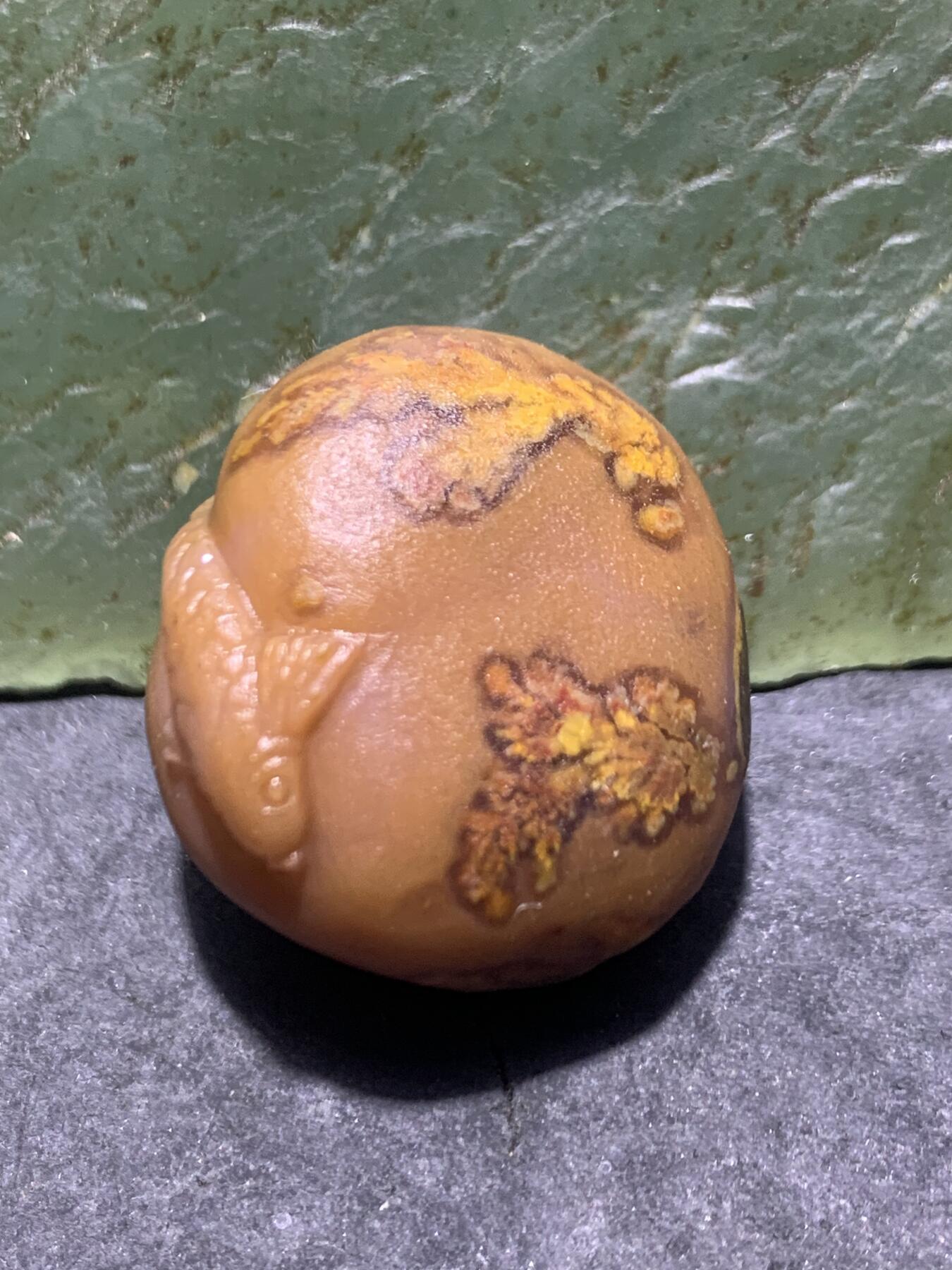 精美亚光原皮8字天眼纹战国红玛瑙手工俏色巧雕富贵有鱼吊坠一个