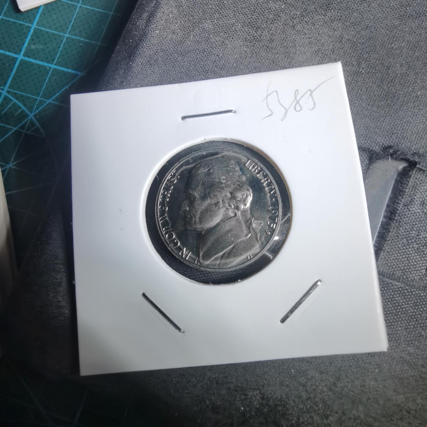 沼泽如烟--第953场 美国1975年五分精制币