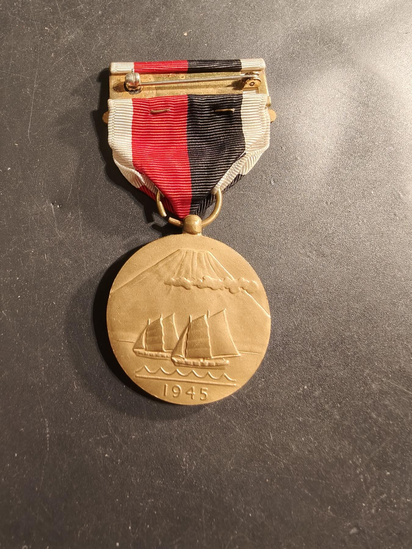 老王徽章第174期