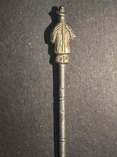 海外回流精品拍卖（五一专场） 欧洲回流清代纯银勺子、水果叉子三把，有款，12.2cm，27.7g。