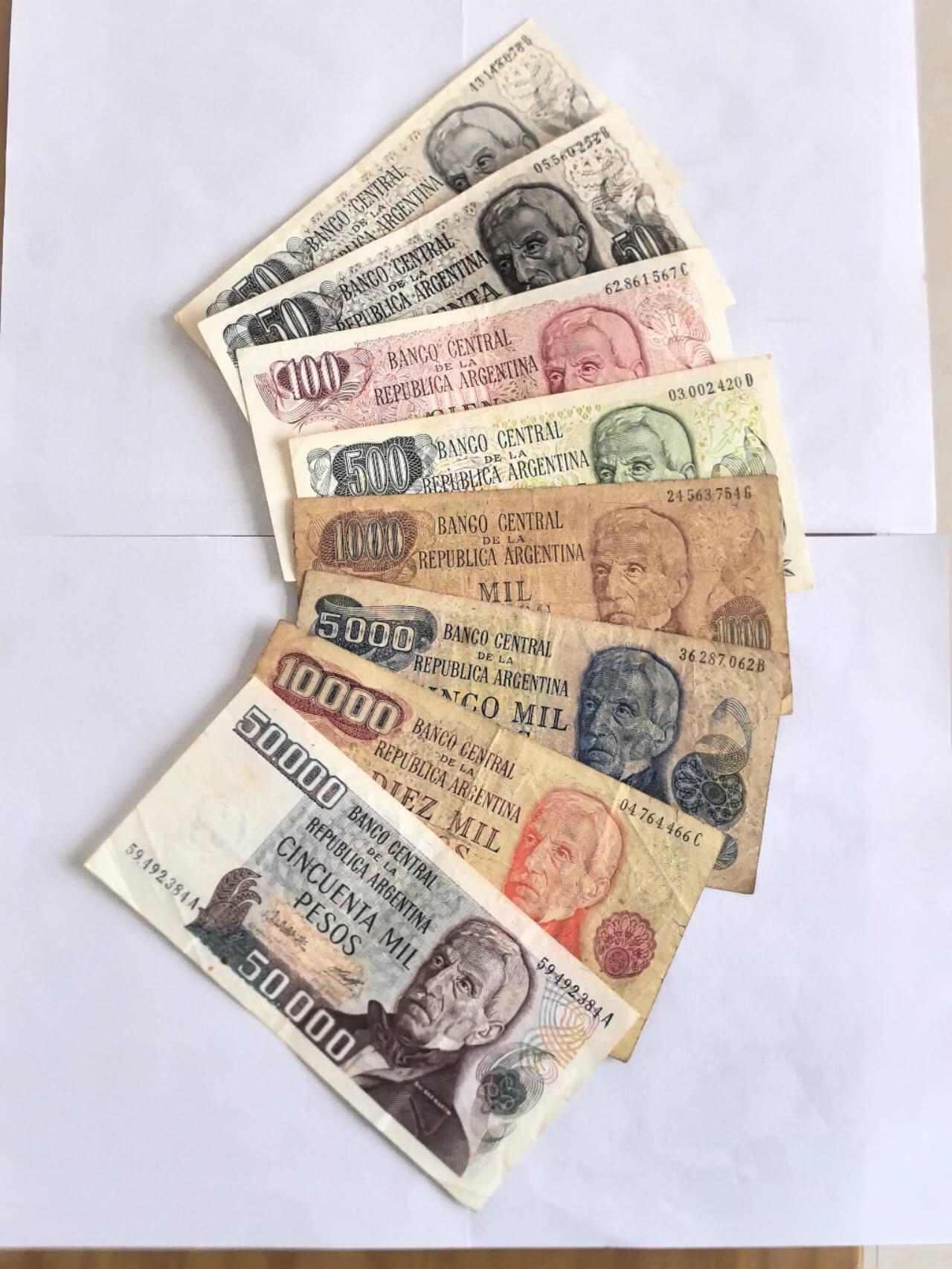 各国外币第107期 无佣金 阿根廷50－5万比索8张