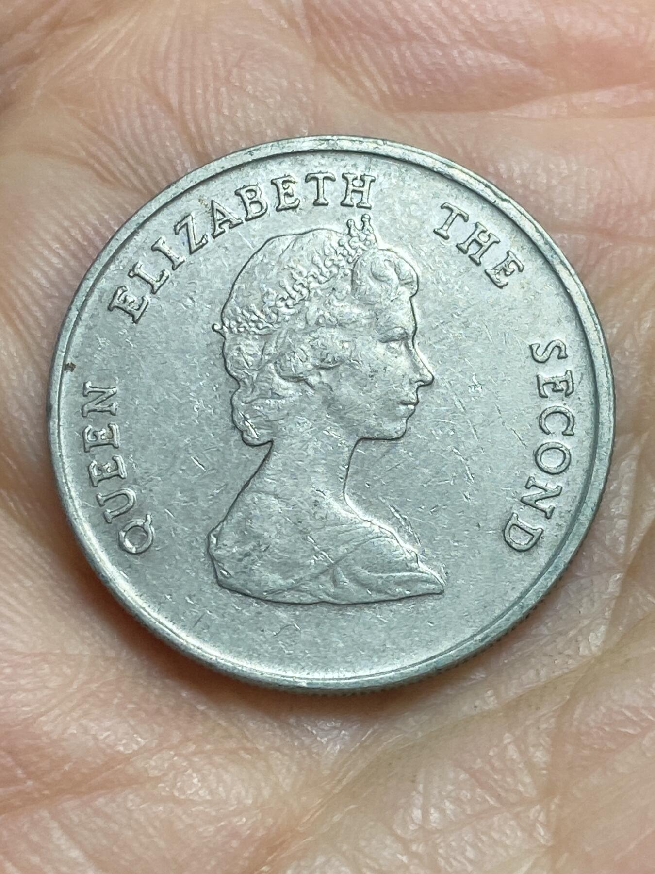 2026年第三场(总第一百七十二场）外国好品散币场(免佣金) 东加勒比1981年25分(伊丽莎白二世中年花冠)