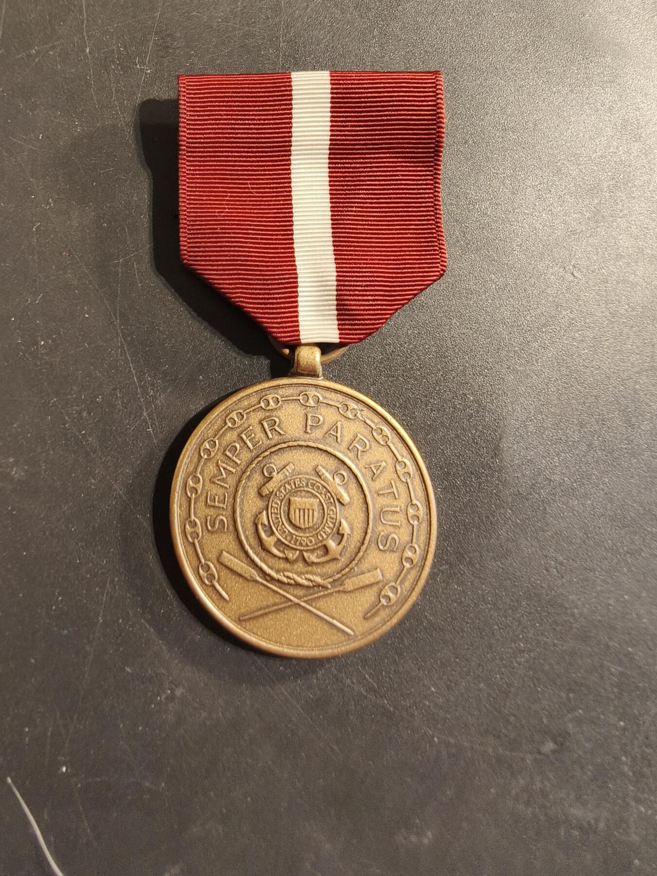 老王徽章第174期 美国海岸警备队品德优良奖章