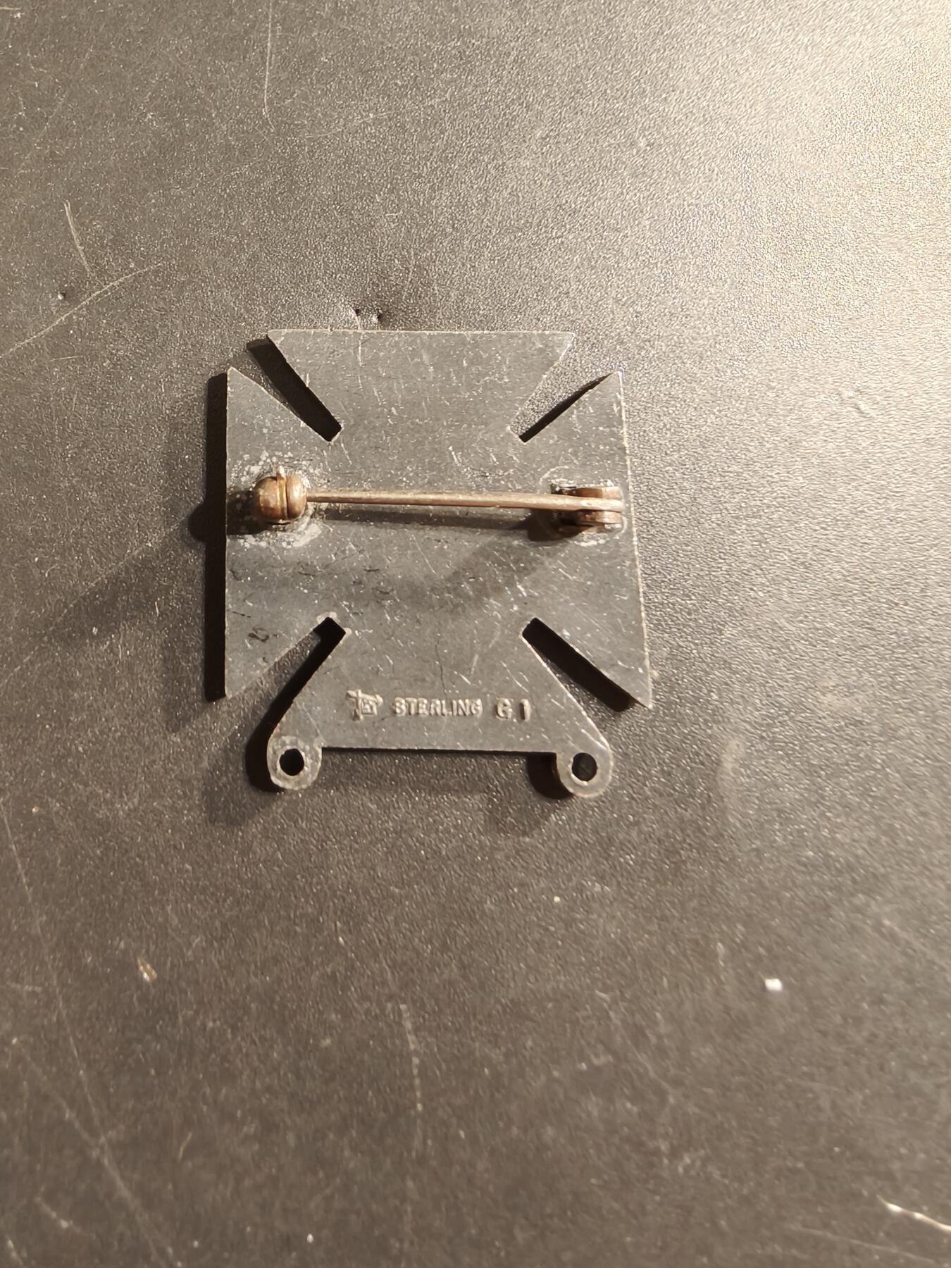 老王徽章第174期 美国陆军神射手技能章   二战时期横针版   925银  8.4g