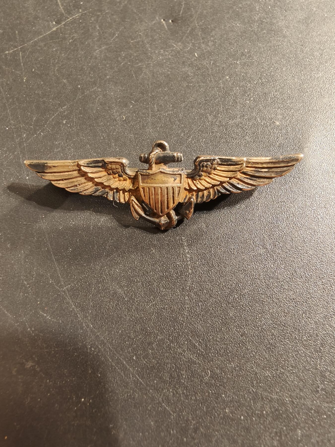 老王徽章第174期 美国二战海军航空兵飞行员技能章    925银包10k金   二战时期横针版    1.75英寸