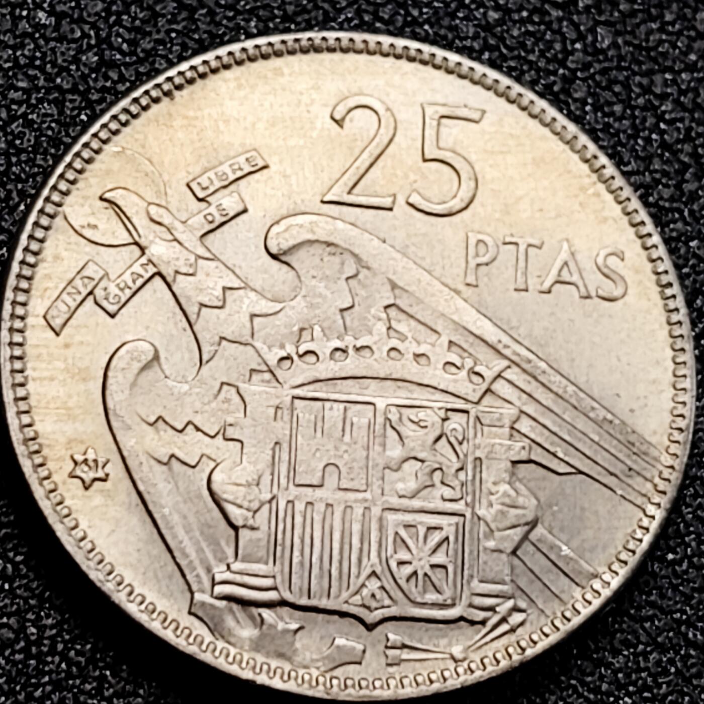 泉币菌-第162场- 新年第五场 精品福利场 带光美品 弗朗西斯科佛朗哥 西班牙1957年25比塞塔銅镍硬币26.5mm8.5g