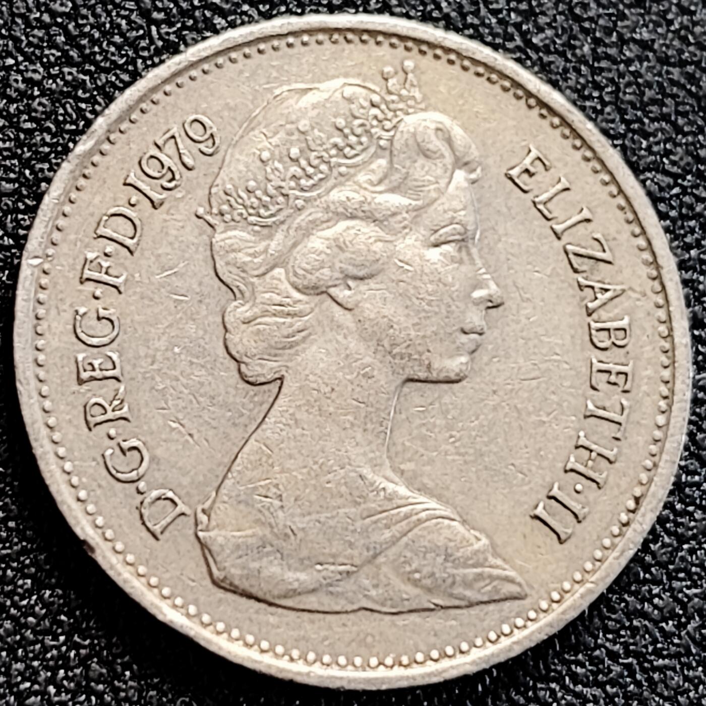 泉币菌-第163场-新年第六场 精品福利场 青年女王大版加冕苏格兰蓟 英国5便士铜镍硬币 23.5mm5.6g