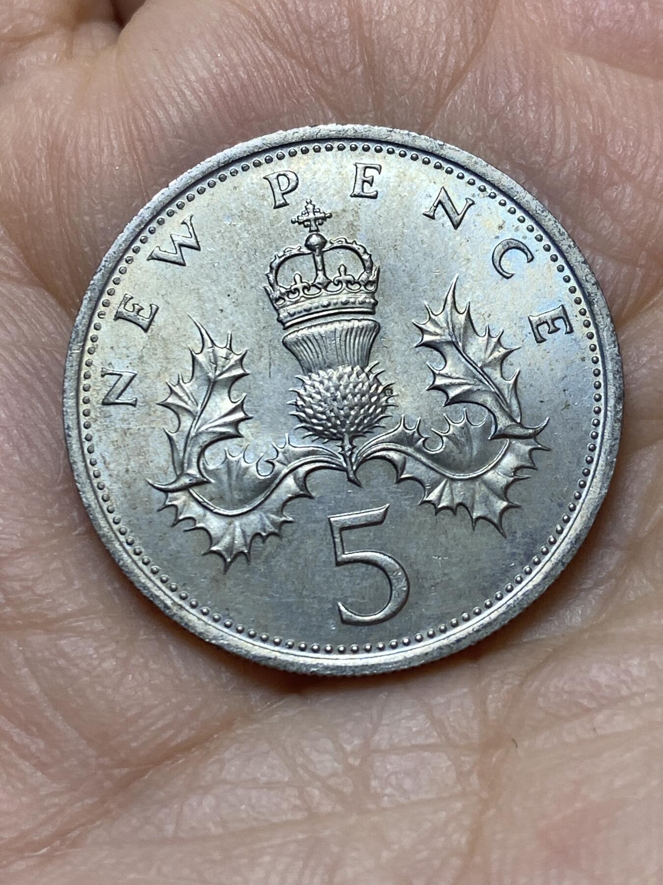 2026年第三场(总第一百七十二场）外国好品散币场(免佣金) 英国🇬🇧1969年5新便士(伊丽莎白二世中年花冠，十进制第一版)