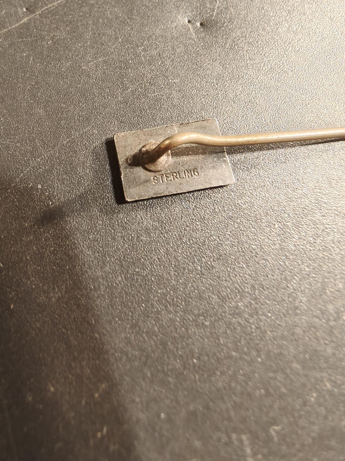 老王徽章第174期 美国二战蓝星勋章针插    925银镀金珐琅    3.3g      一星