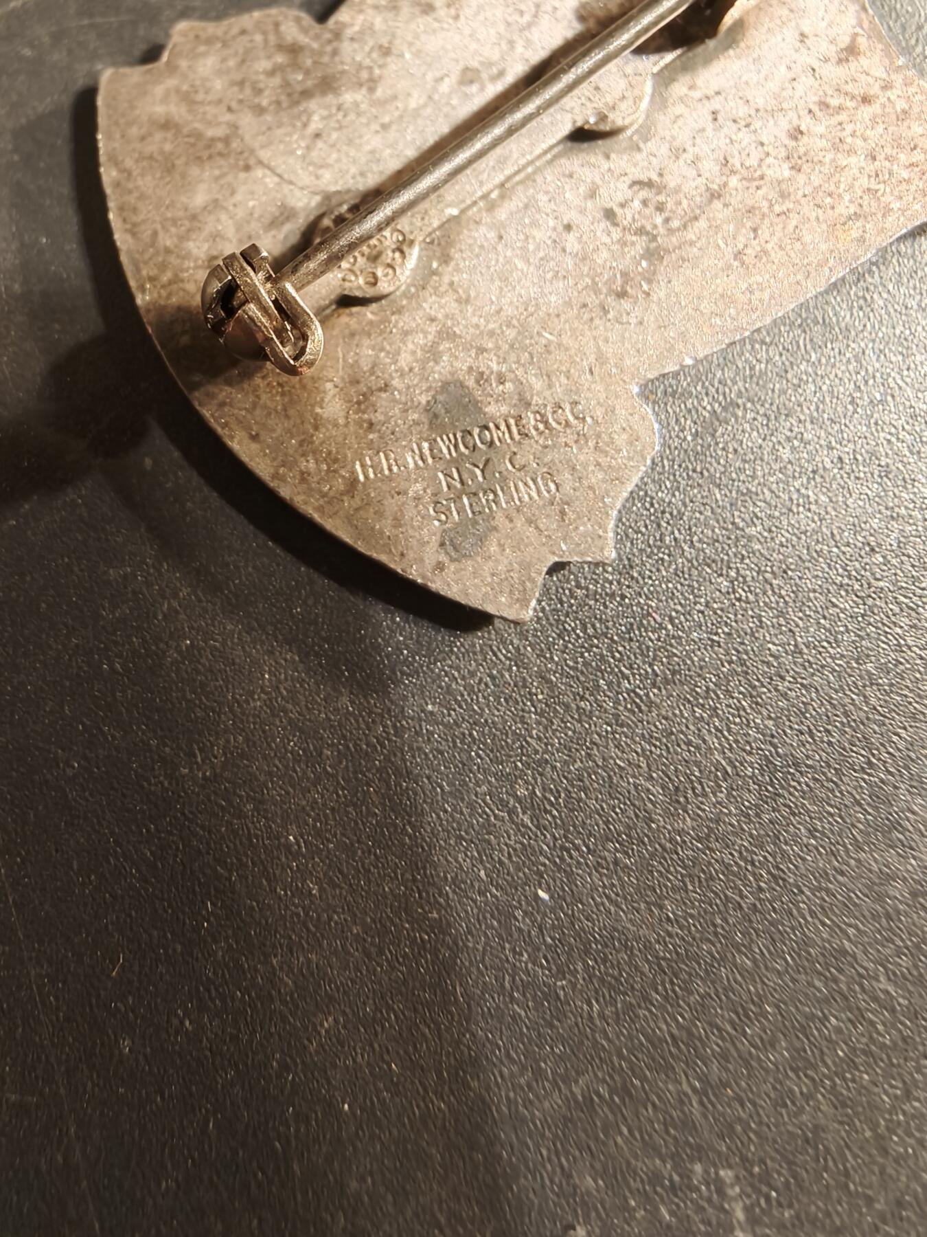 老王徽章第174期 美国陆军第296步兵团证章    二战时期横针版   925银质珐琅    9.2g