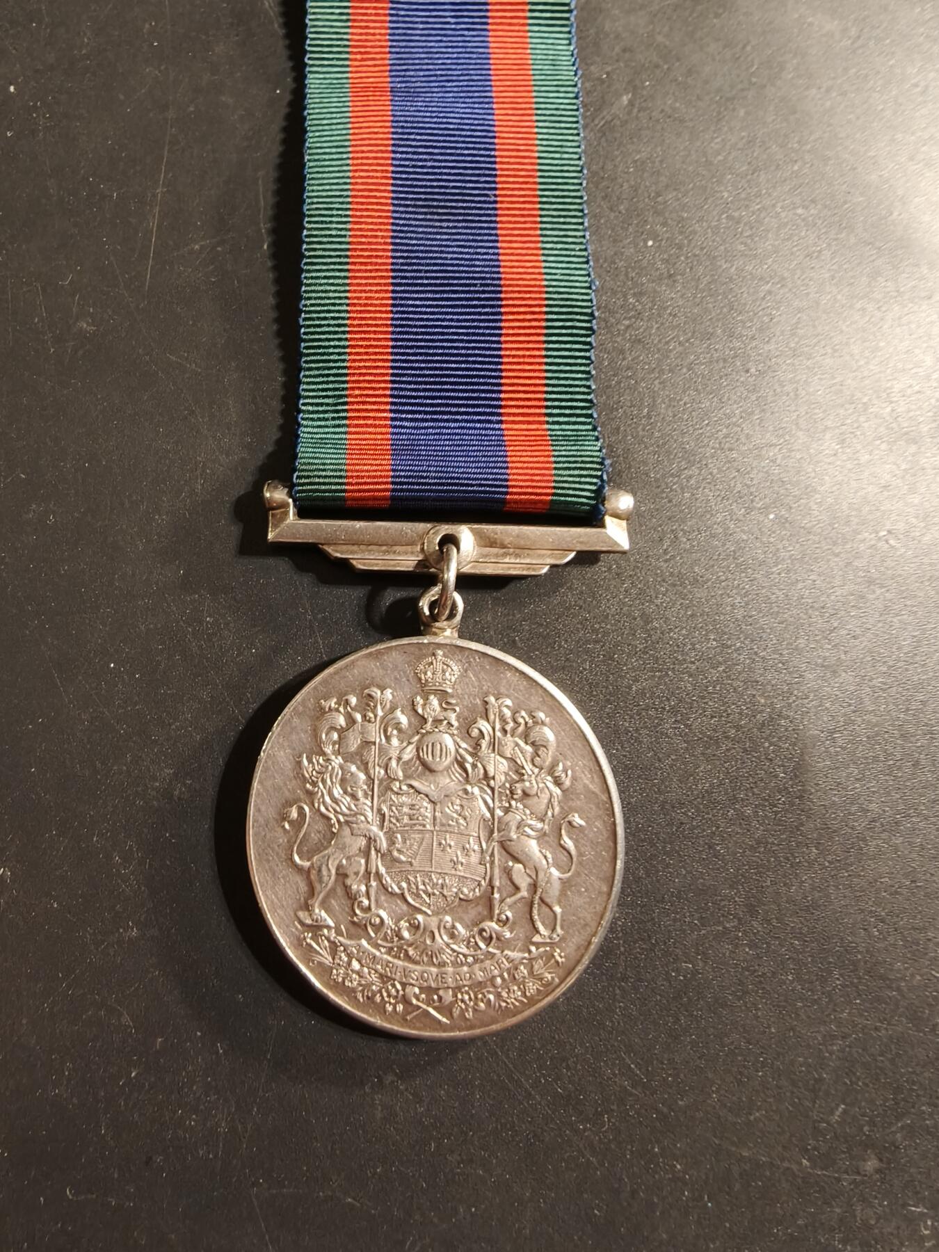 老王徽章第174期 加拿大二战志愿者服役奖章    925银    36.6g