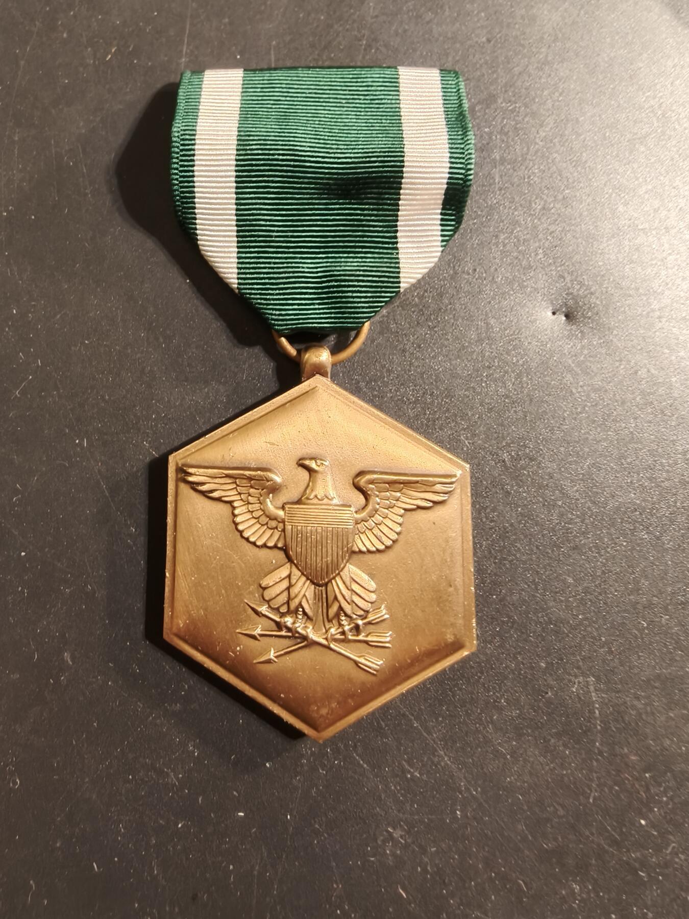 老王徽章第174期 美国海军军事功绩奖章