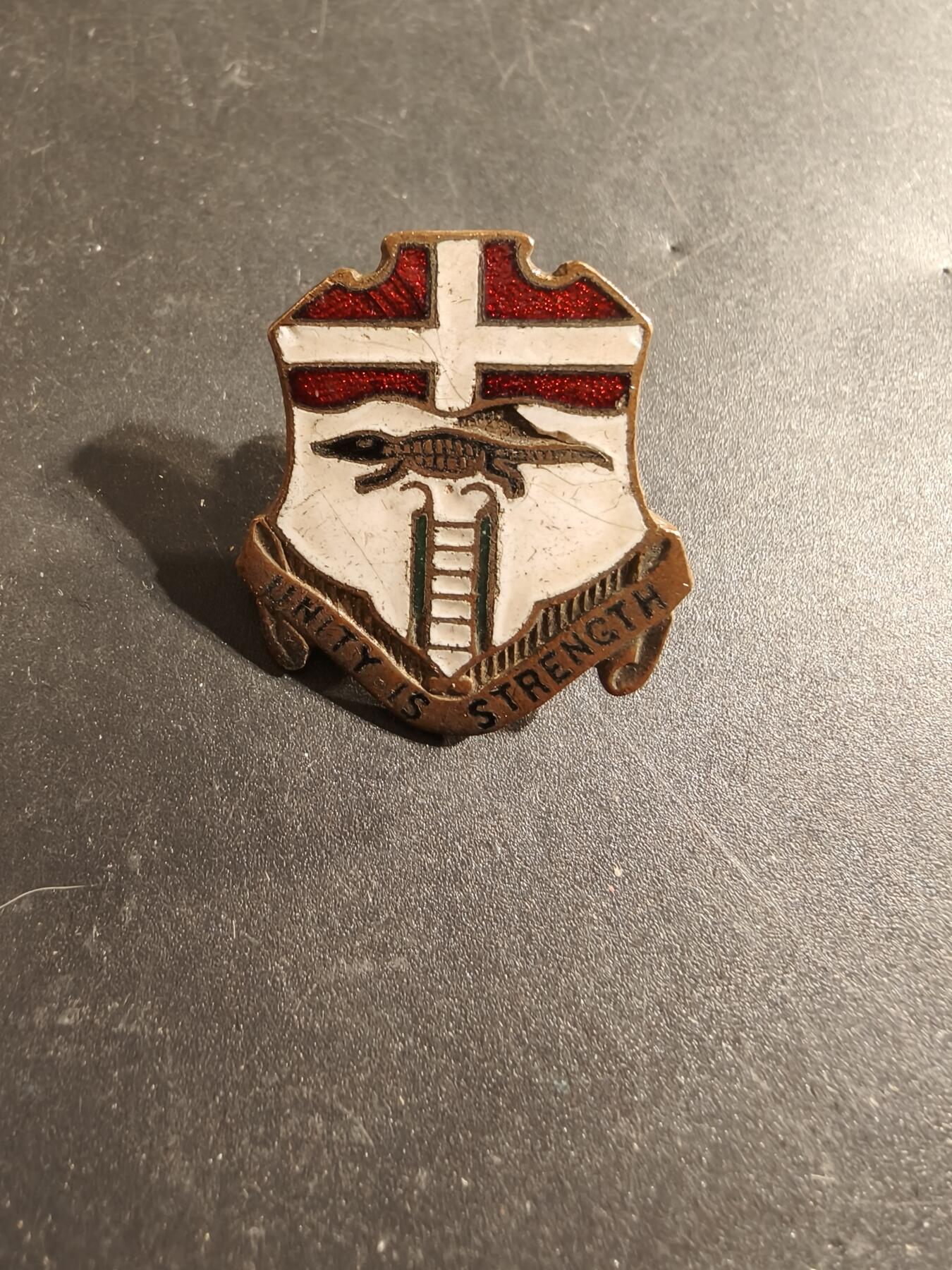 老王徽章第174期 美国陆军第6步兵团证章    早期轮转铜质珐琅