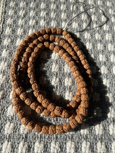 零元拍：龙切 五爪金龙佛手金刚长串9 MM左右108+，非常容易变红，坊间人称三日红，很容易有盘玩成就感。后图是自己佩戴不到三个月效果 - 零元拍：龙切 五爪金龙佛手金刚长串9 MM左右108+，非常容易变红，坊间人称三日红，很容易有盘玩成就感。后图是自己佩戴不到三个月效果