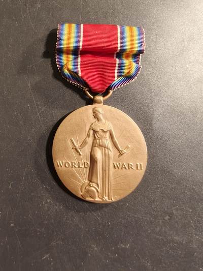 老王徽章第174期 - 美国二战胜利奖章