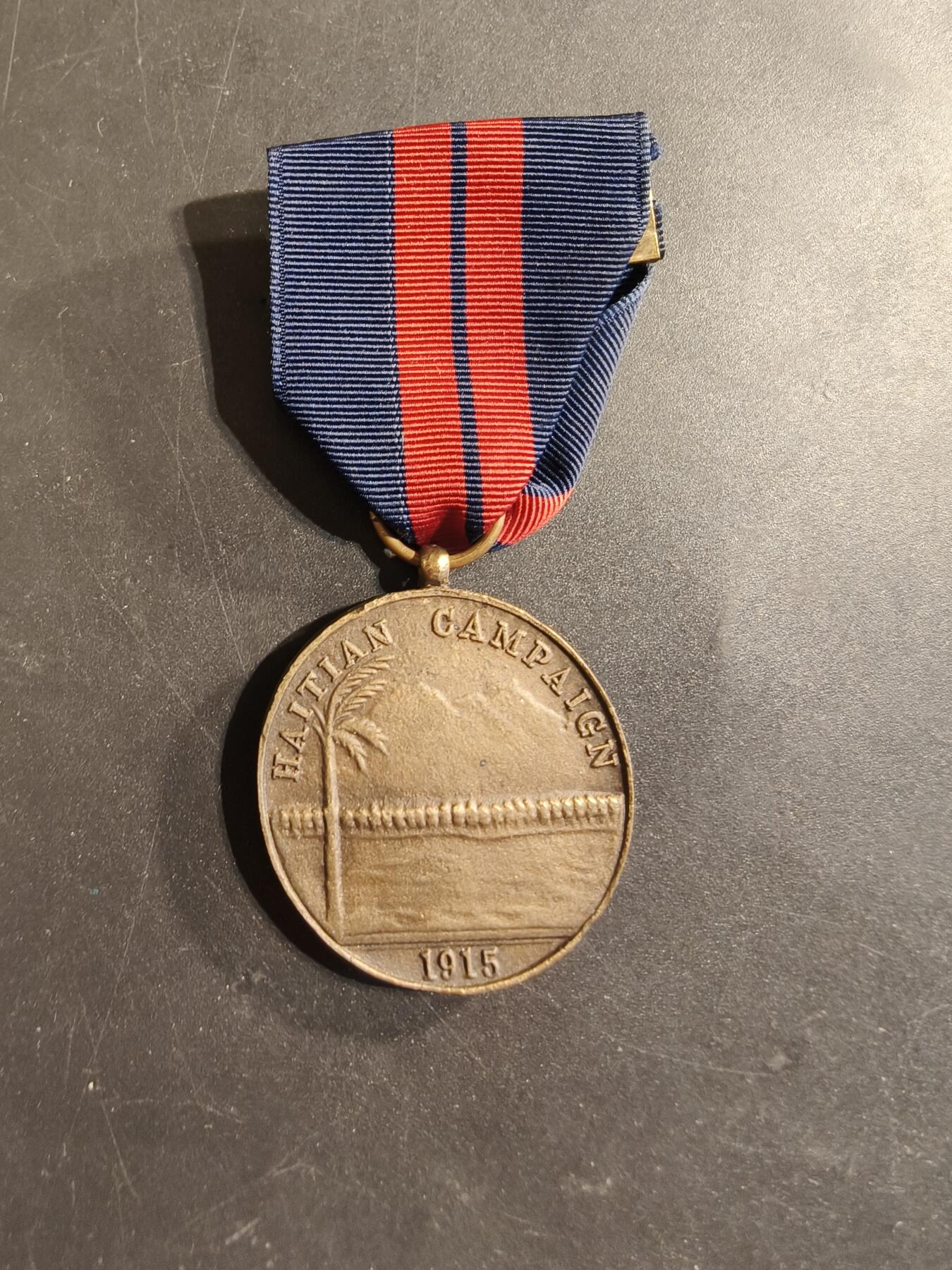 老王徽章第174期 美国海军1915海地战役奖章