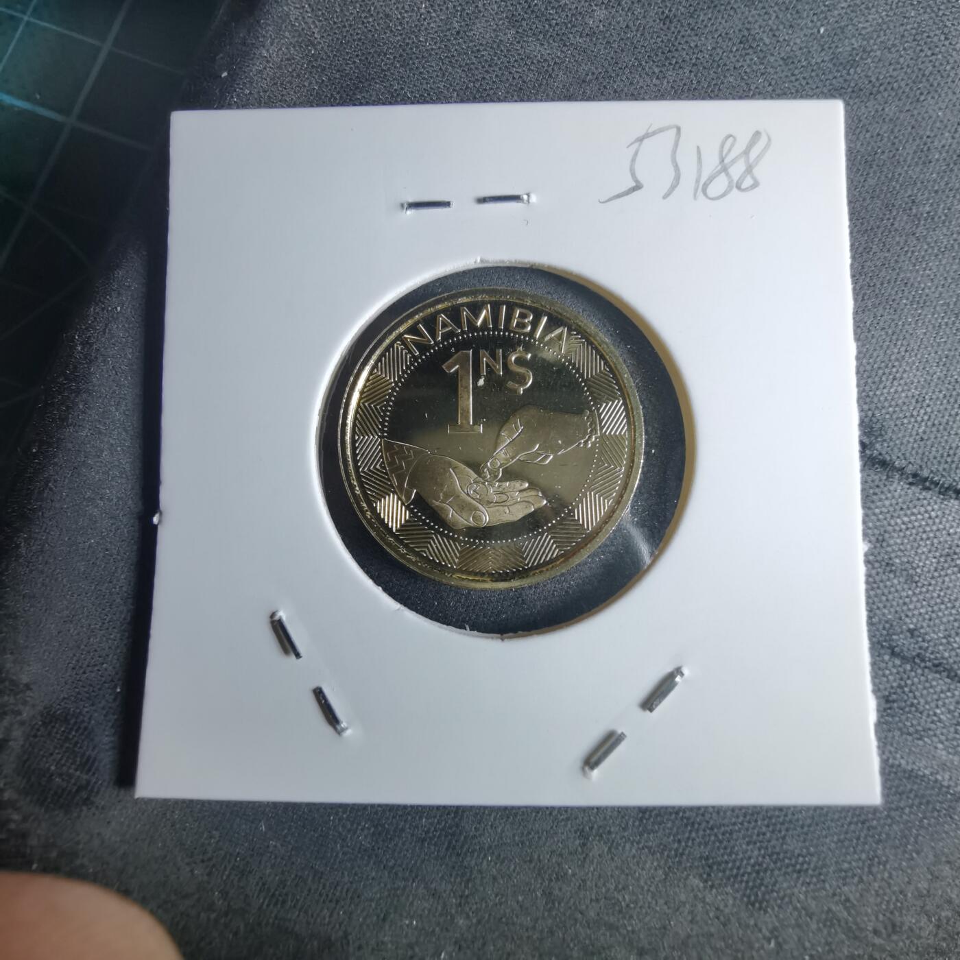 沼泽如烟--第953场 纳米比亚2025年1比索