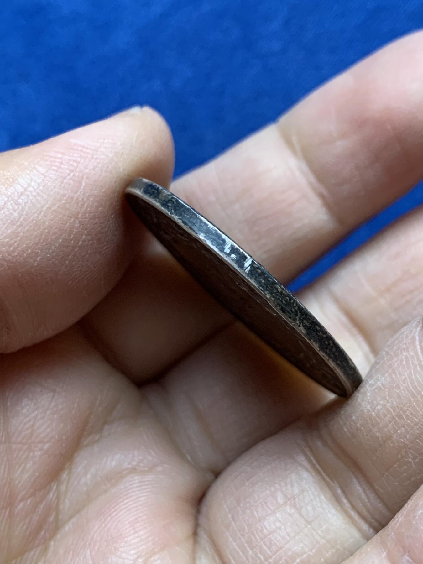 《竞宝斋》第454场 周日，周一 2场连拍 （全场包邮，欢迎送拍） 法国旅游协会纪念银章 16克 32.2mm 带盒 丰饶角银