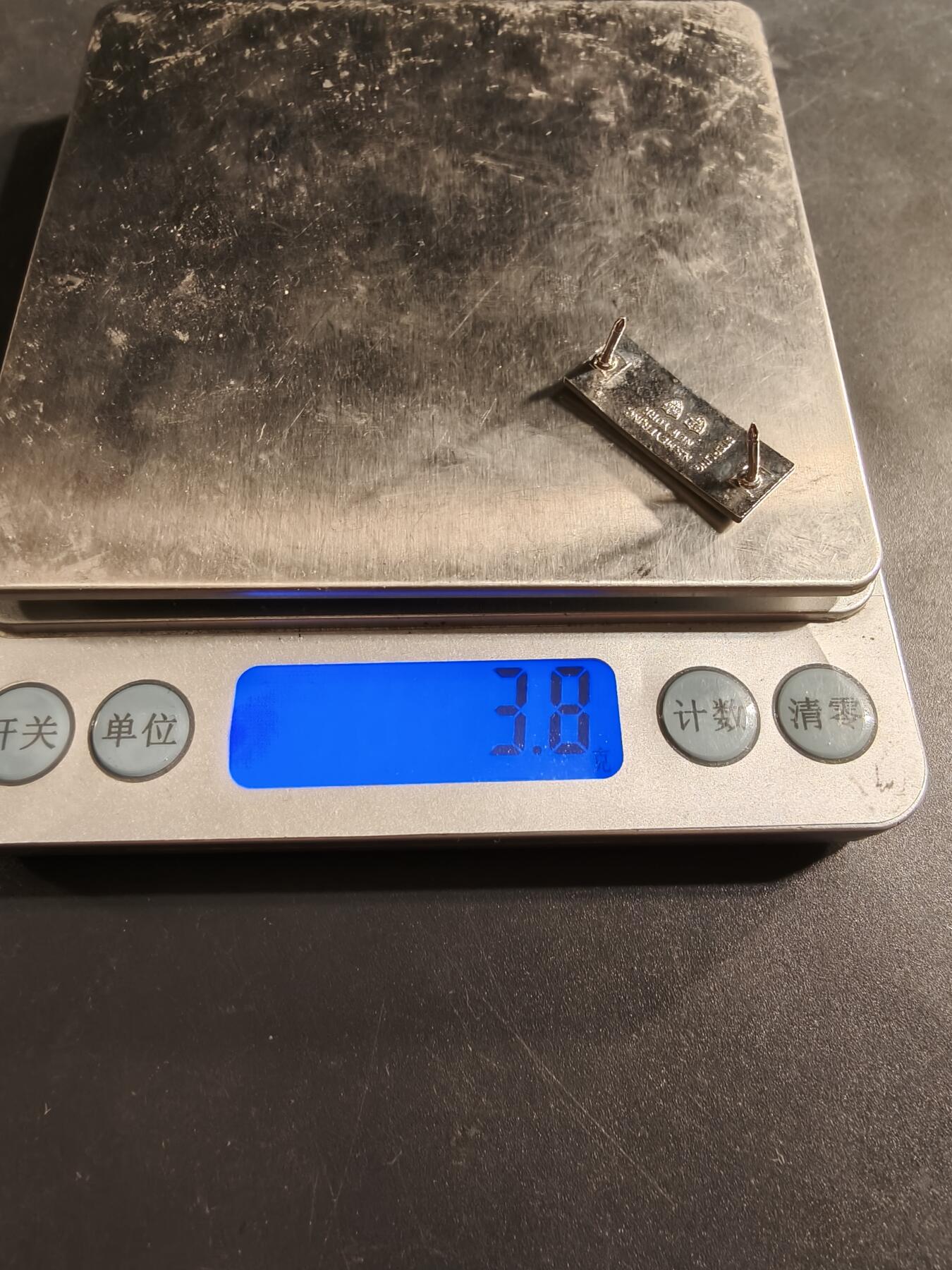 老王徽章第174期 美国陆军中尉军衔    925银      3.8g