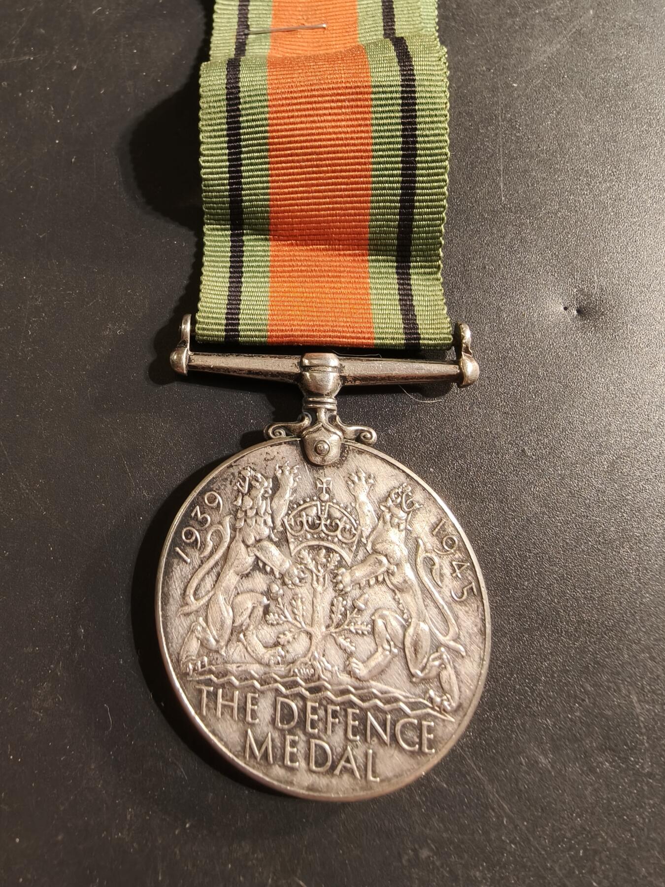 老王徽章第174期 英联邦二战防卫奖章    加拿大版   925银    36.7g