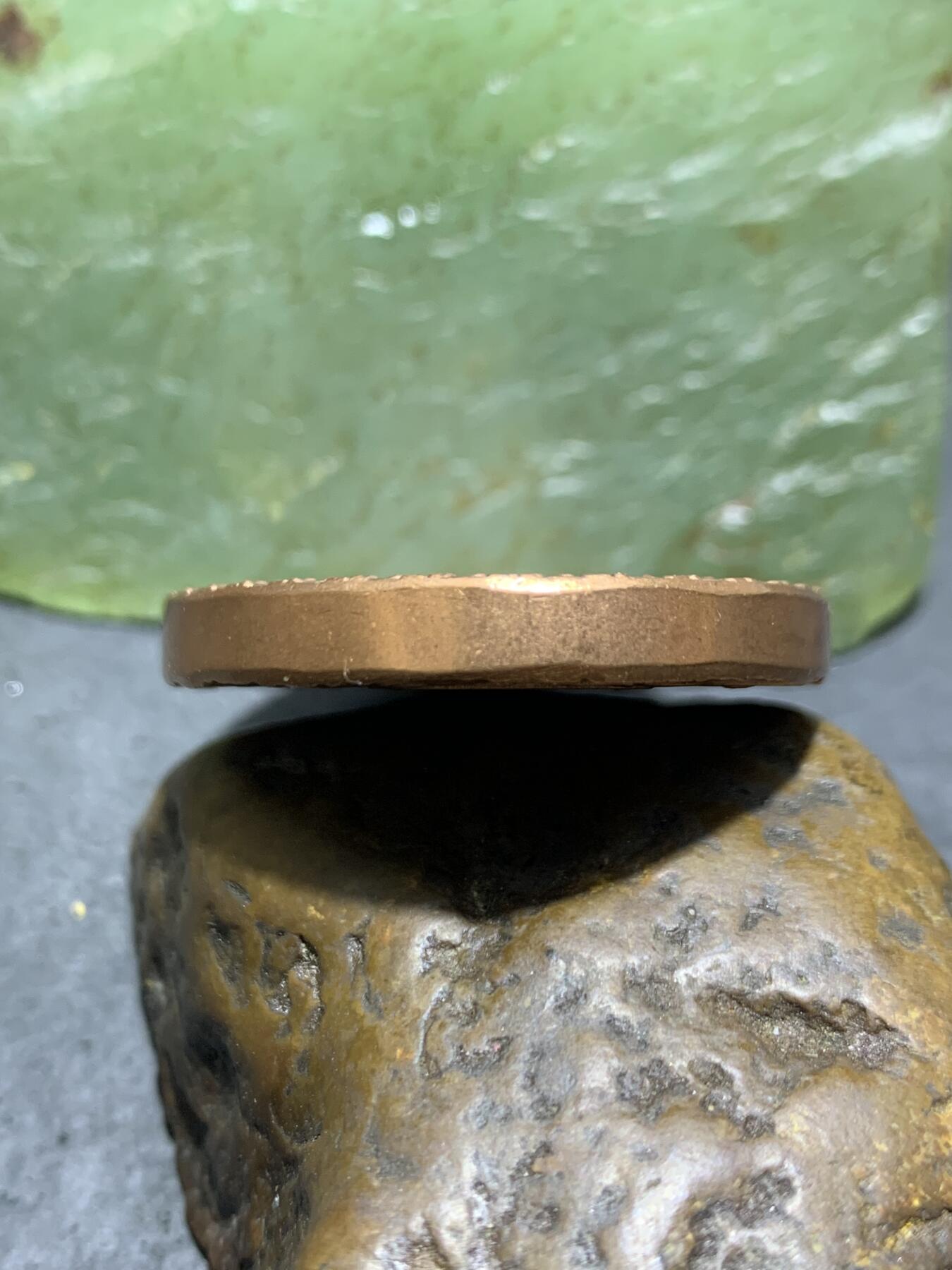 精美紫铜象神护身牌一个，