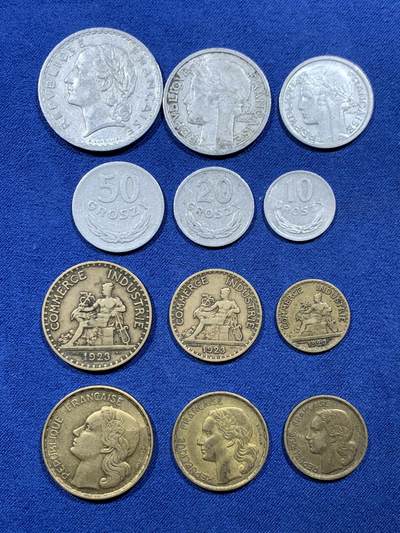 《竞宝斋》第454场 周日，周一 2场连拍 （全场包邮，欢迎送拍） - 12枚一组 法国钱币 各面值 细节见图