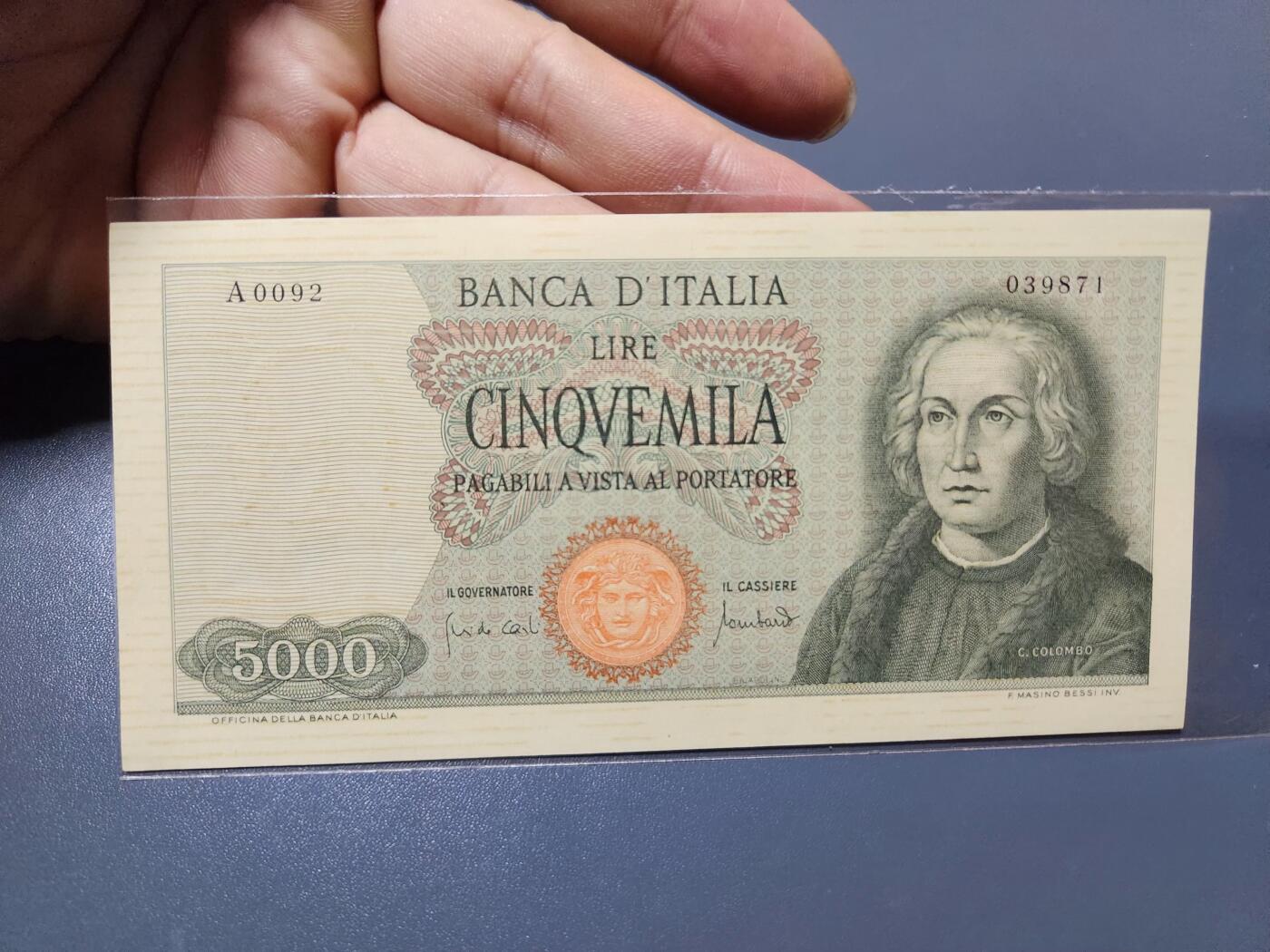 1月3号晚上8点 外国纸币自动截拍第79场