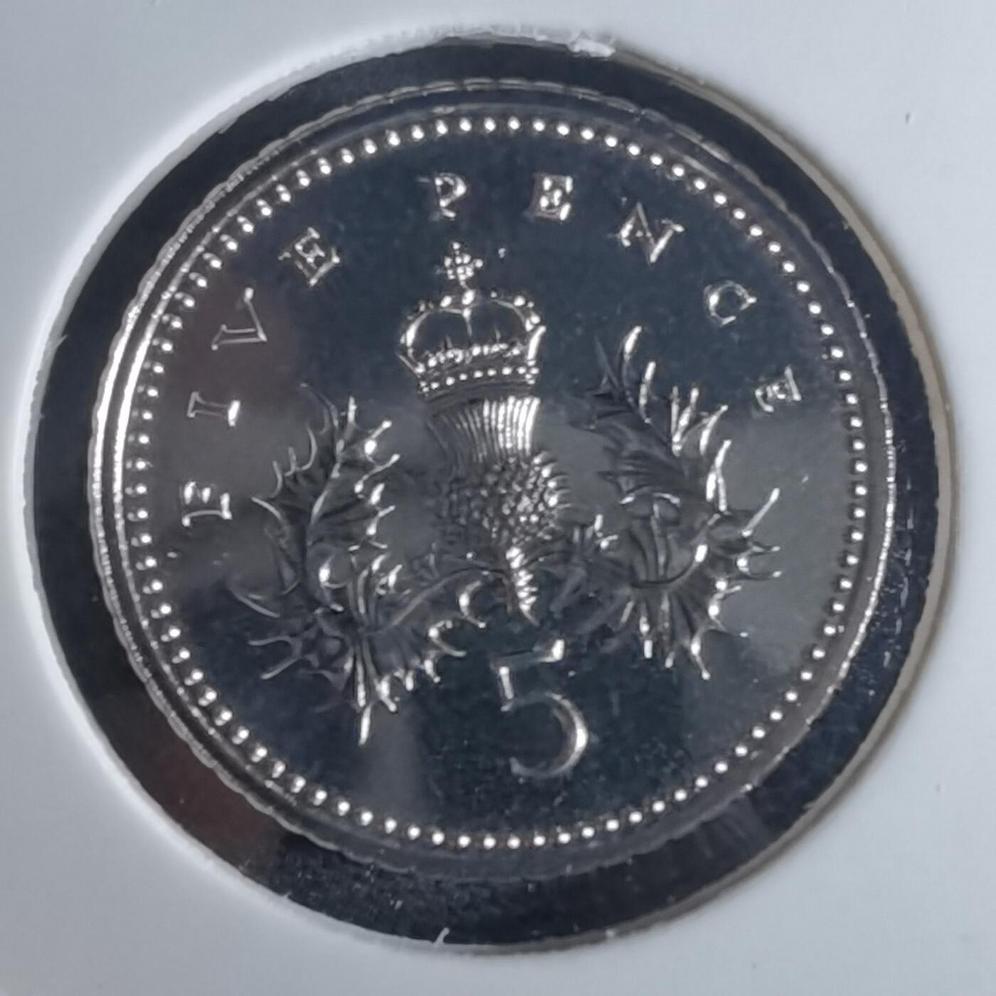 沼泽如烟--第953场 英国2007年5便士