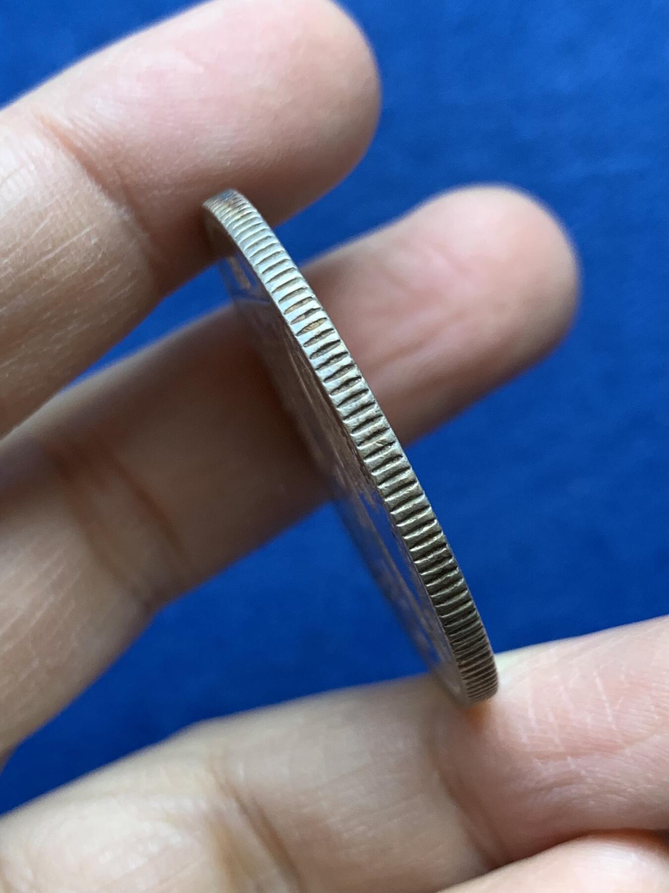 《竞宝斋》第454场 周日，周一 2场连拍 （全场包邮，欢迎送拍） 法属印支1887年坐洋一元银币 加重版