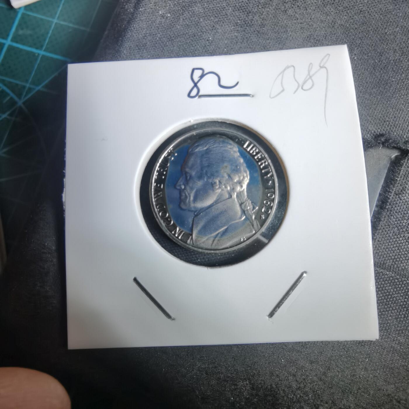 沼泽如烟--第953场 美国1982年五分精制币