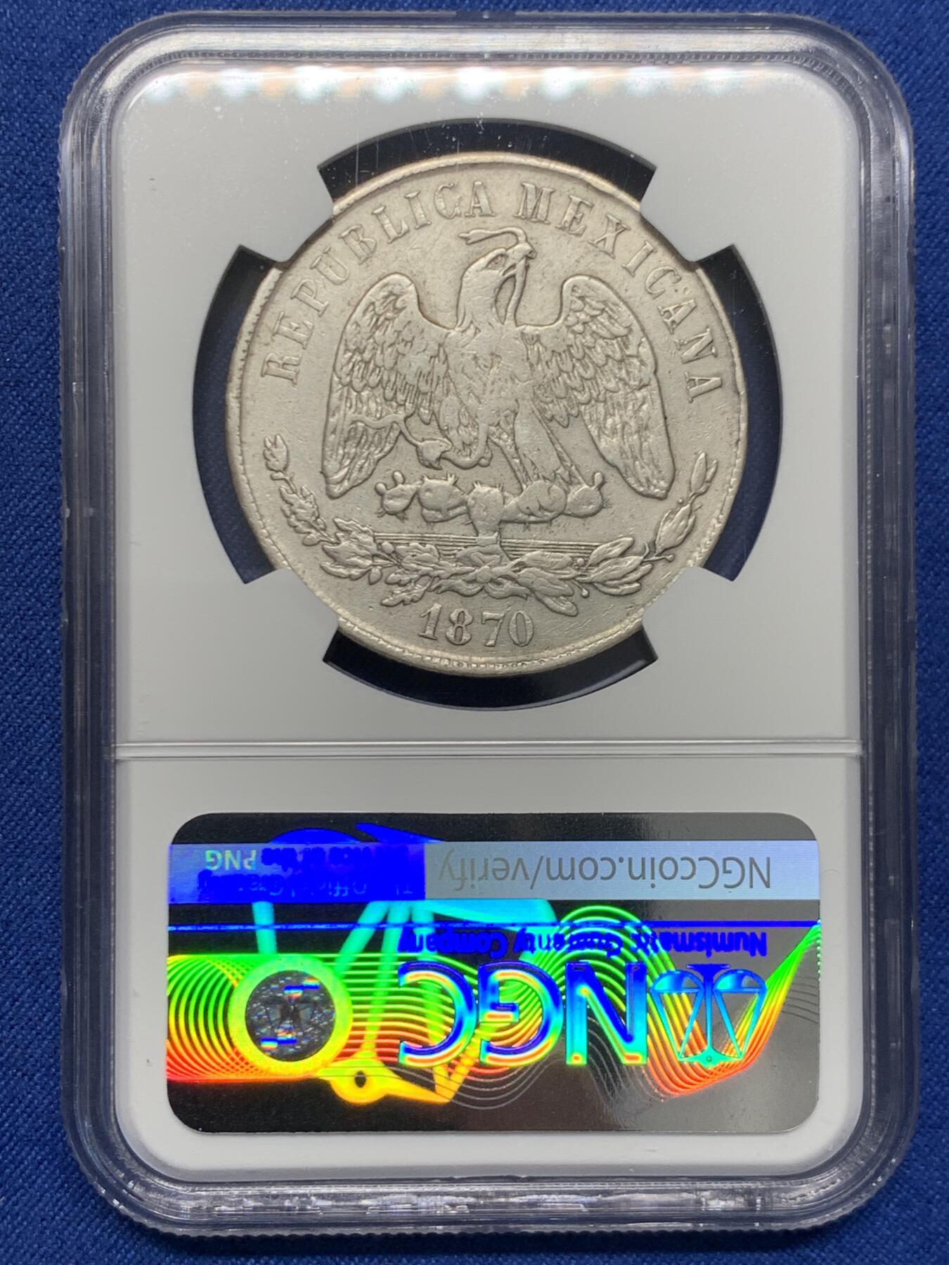 《竞宝斋》第454场 周日，周一 2场连拍 （全场包邮，欢迎送拍） NGC XFD 墨西哥1870年天平鹰洋1比索 有点彩包浆