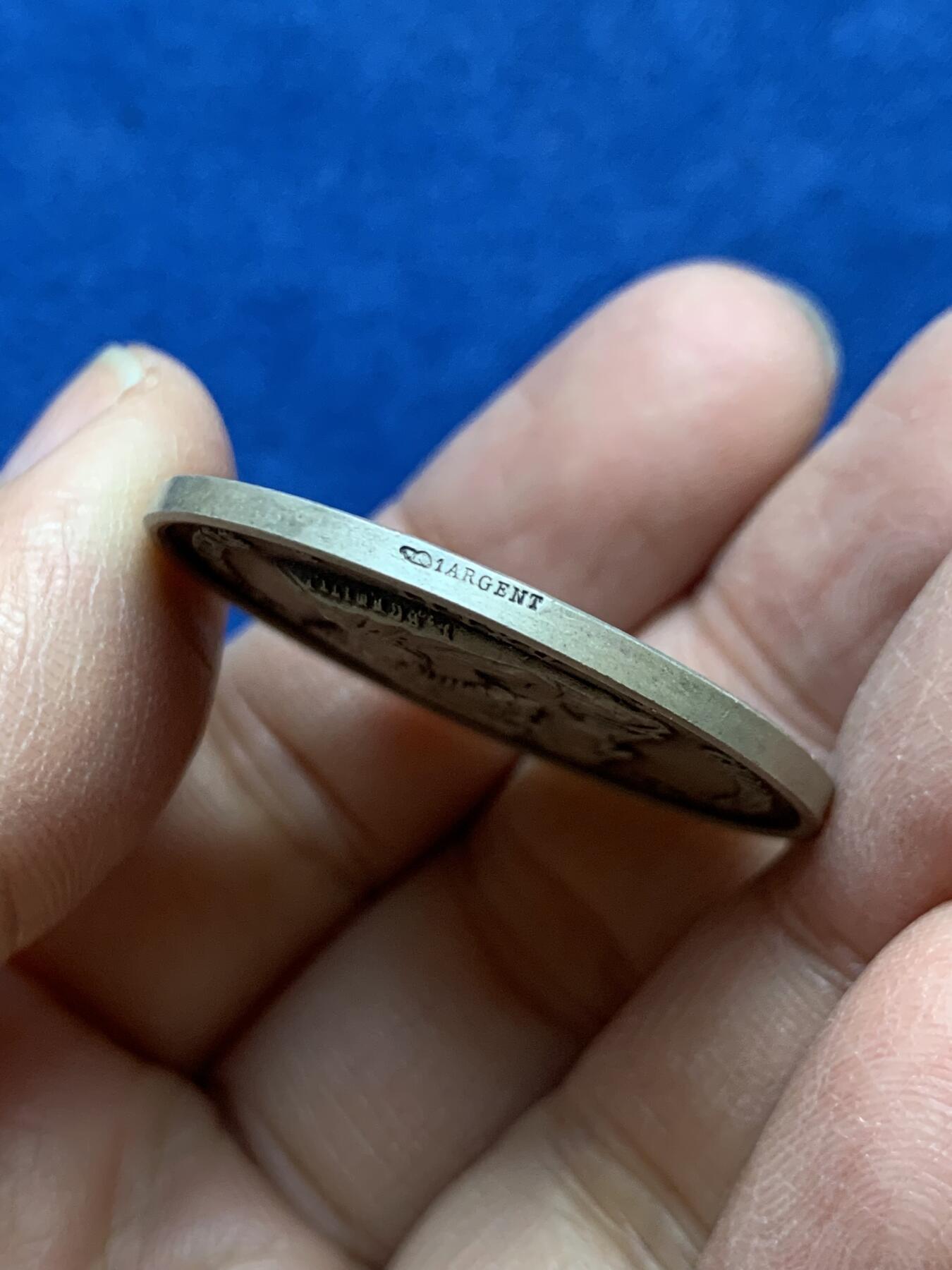 《竞宝斋》第454场 周日，周一 2场连拍 （全场包邮，欢迎送拍） 法国里昂市立医院总理事会银章 丰饶角1银 17.4克 35mm