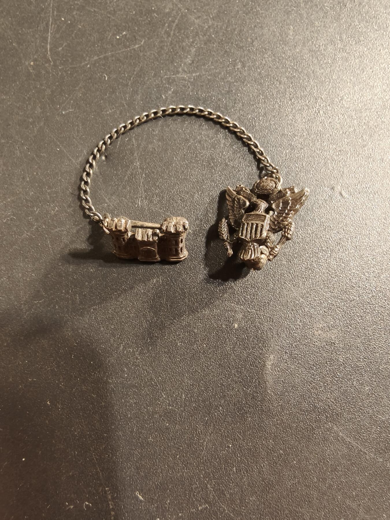 老王徽章第174期 美国陆军工兵链章    二战时期横针版   925银     2g