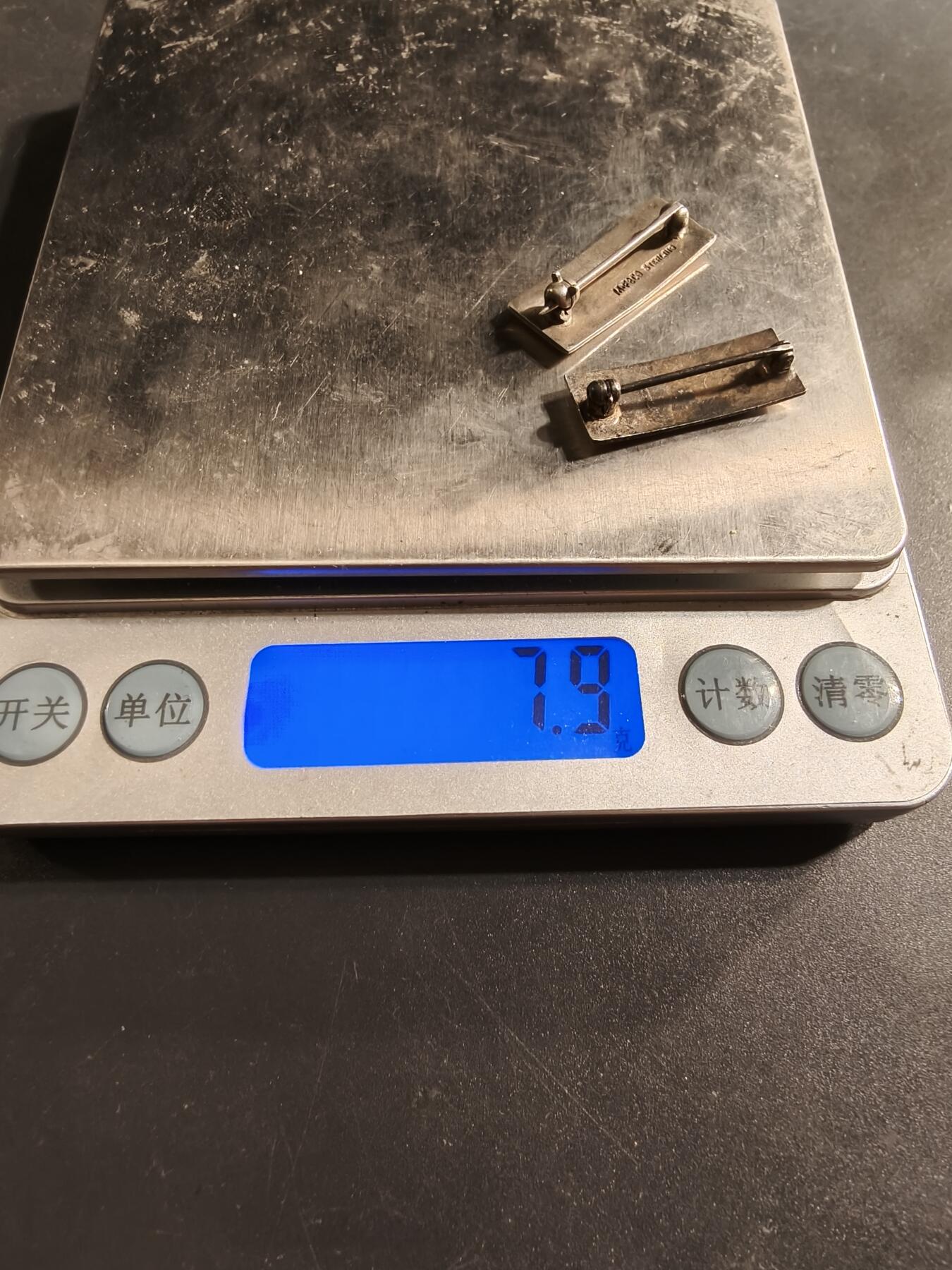 老王徽章第174期 美国陆军中尉军衔一组    二战时期横针版   925银    7.9g