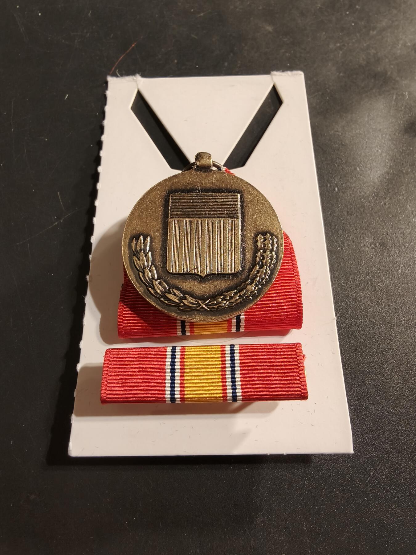 老王徽章第174期 美国国防服役奖章    带略