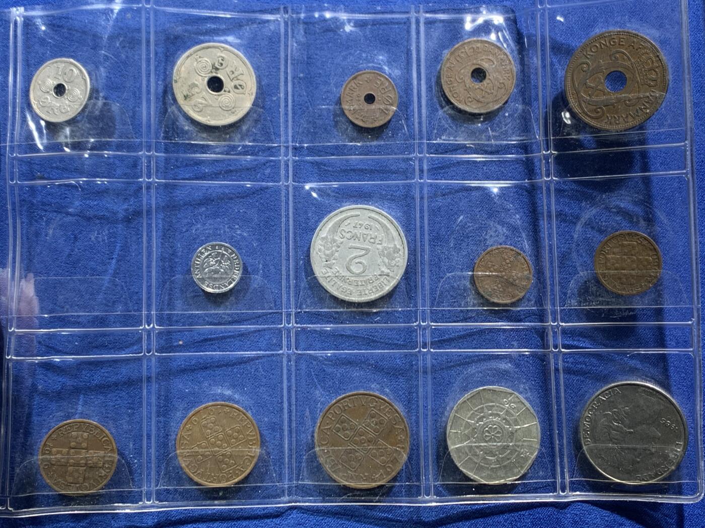 《竞宝斋》第454场 周日，周一 2场连拍 （全场包邮，欢迎送拍） 14枚一组 世界各国钱币