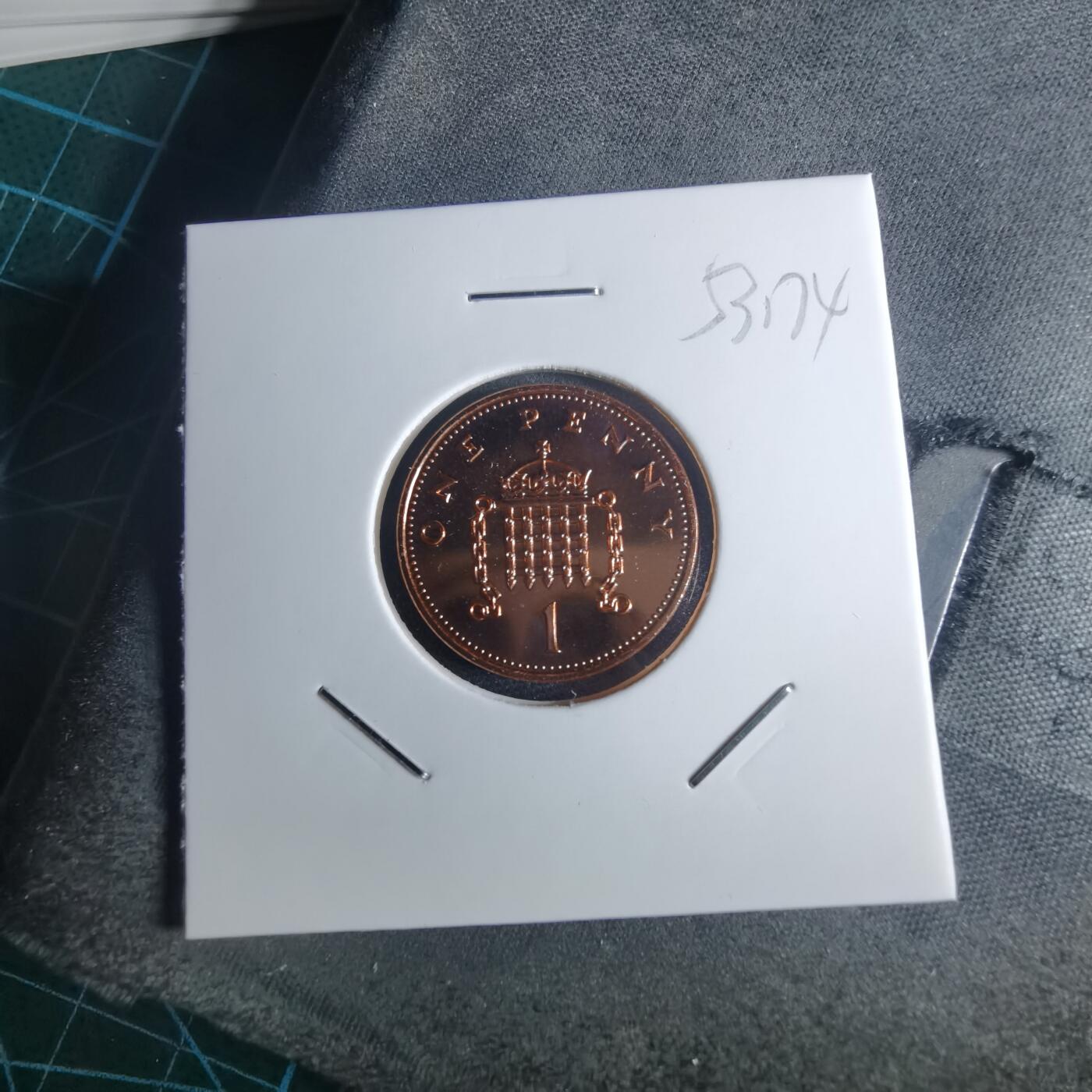 沼泽如烟--第953场 英国2004年1便士