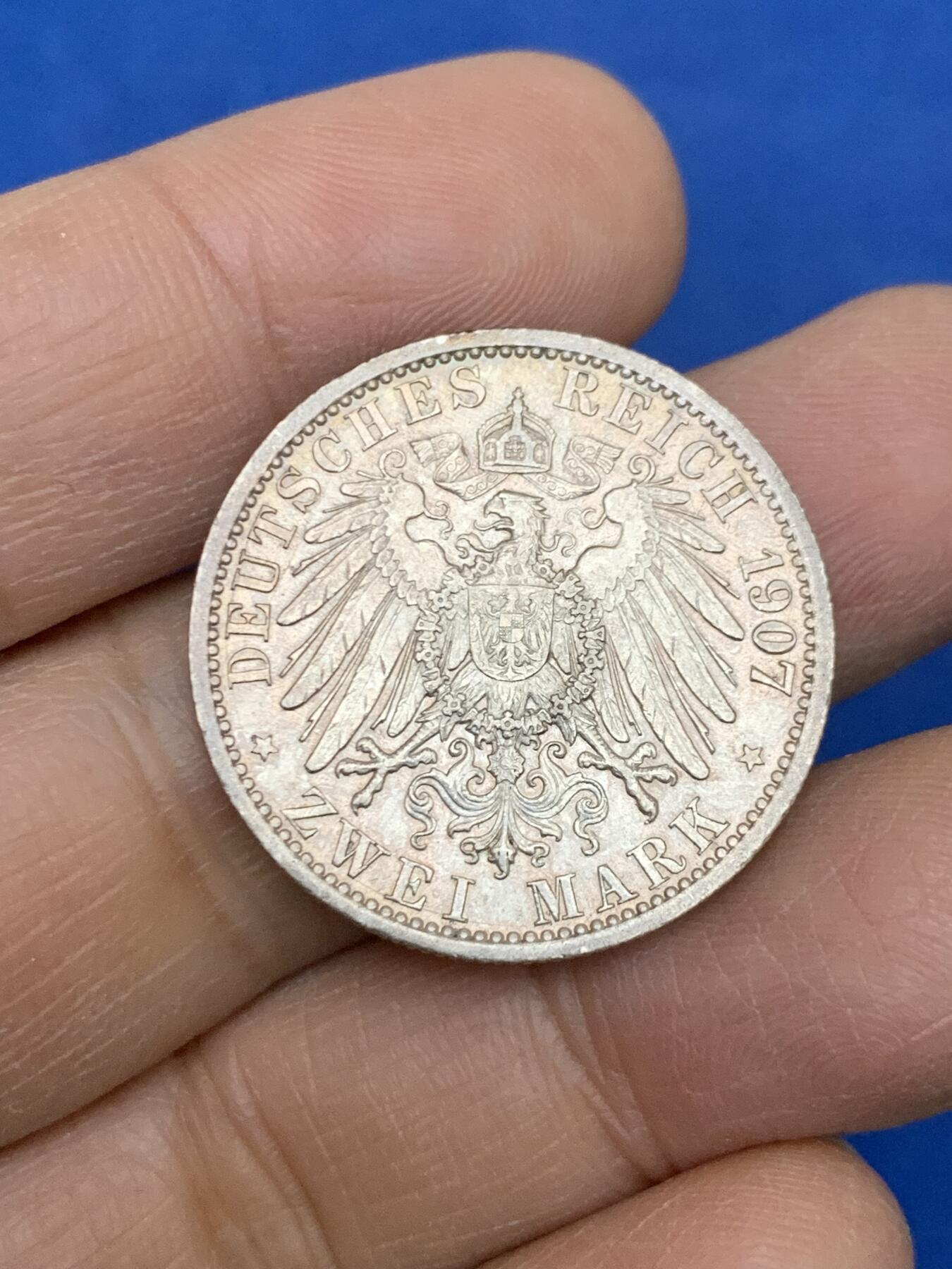 《竞宝斋》第454场 周日，周一 2场连拍 （全场包邮，欢迎送拍） 德国1907年威廉二世2马克 转光好品