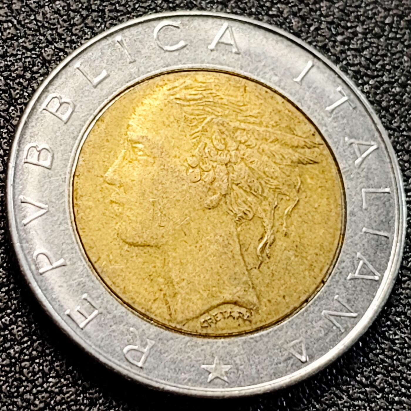 泉币菌-第163场-新年第六场 精品福利场 罗马广场 意大利500里拉硬币 直径26MM双色币