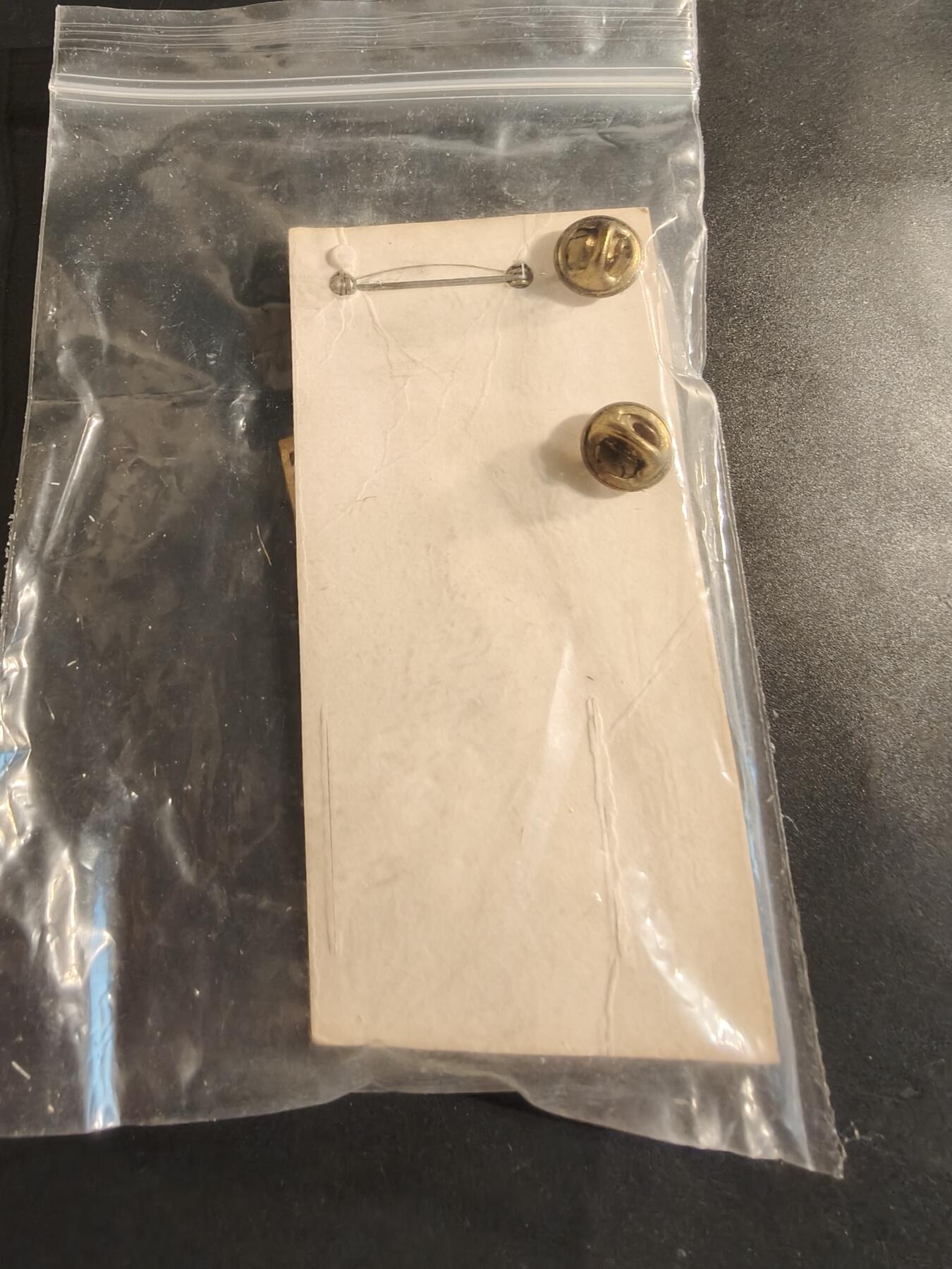 老王徽章第174期 美国联合国韩战奖章    带略未拆封