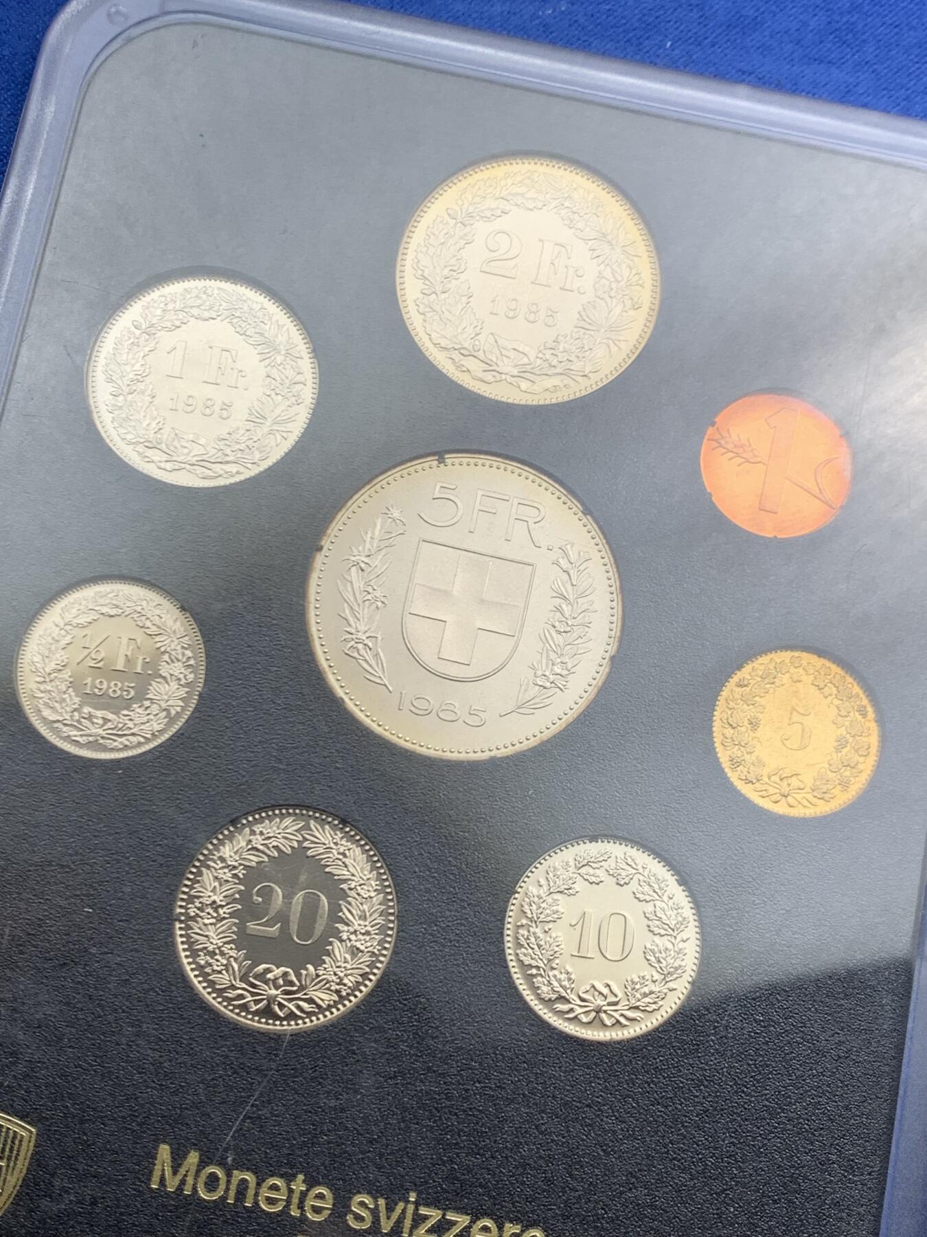 《竞宝斋》第454场 周日，周一 2场连拍 （全场包邮，欢迎送拍） 瑞士1985年精制套币