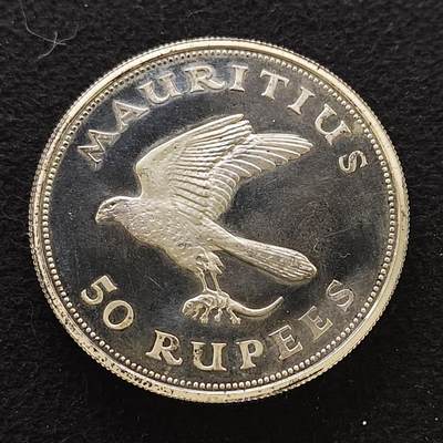 【全场包邮】纯粹捡漏拍493场 - 【少见】毛里求斯1975年50卢比WWF组织十五周年毛里求斯隼精制纪念银币-量9525【42毫米35克，纯银价约583元（按18元银价折算）】