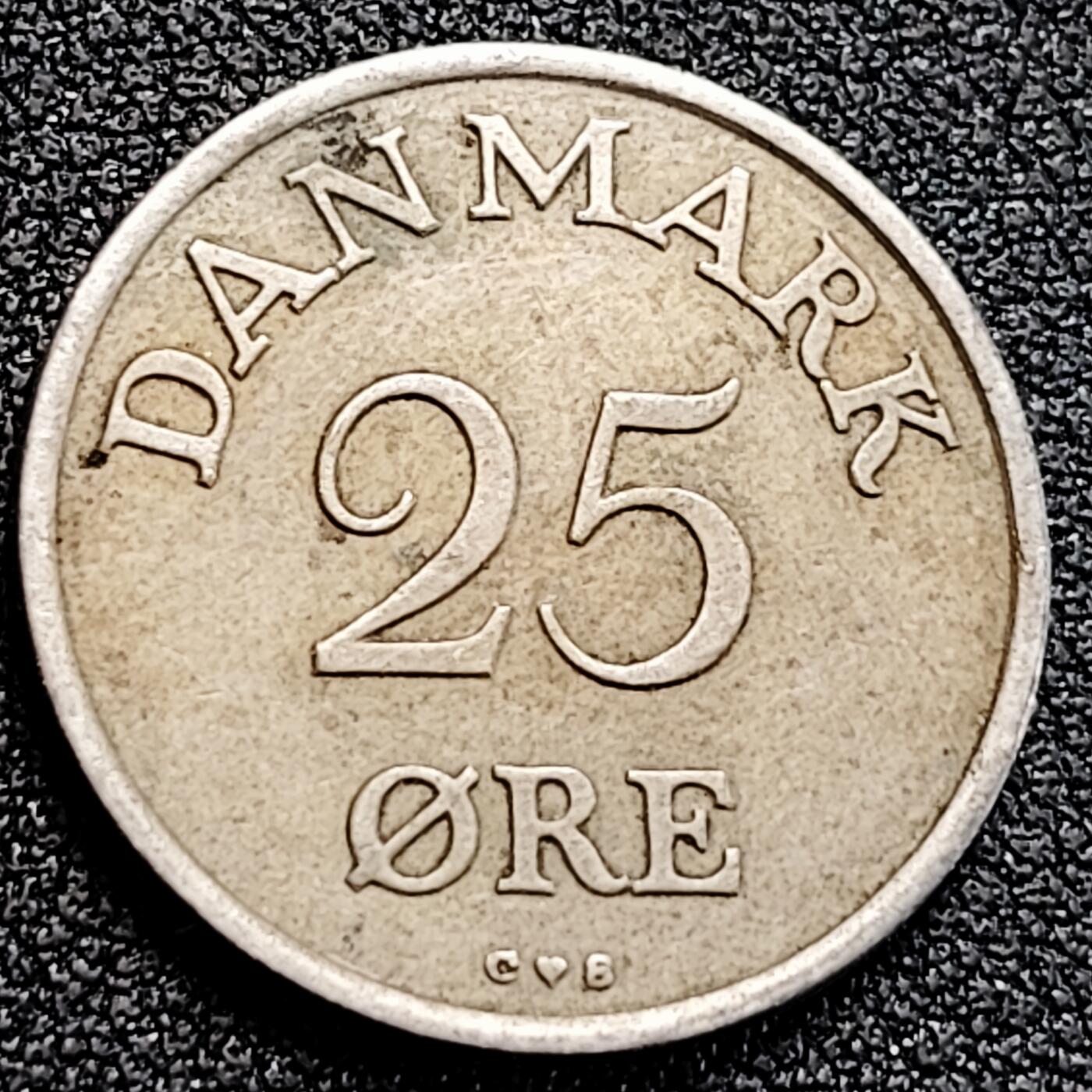 泉币菌-第162场- 新年第五场 精品福利场 丹麦1956年25欧尔 铜镍 23mm