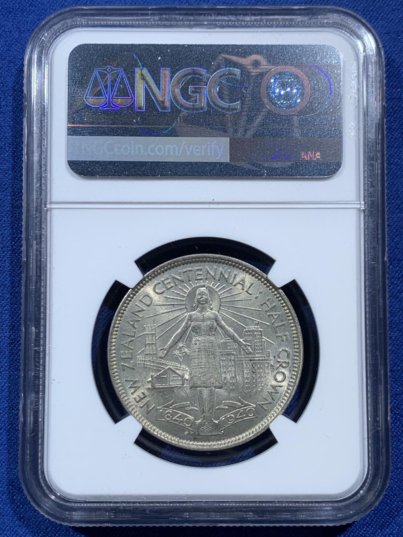 《竞宝斋》第454场 周日，周一 2场连拍 （全场包邮，欢迎送拍） NGC MS62 新西兰1940年建国百年纪念半克朗银币，少见品种 光度好