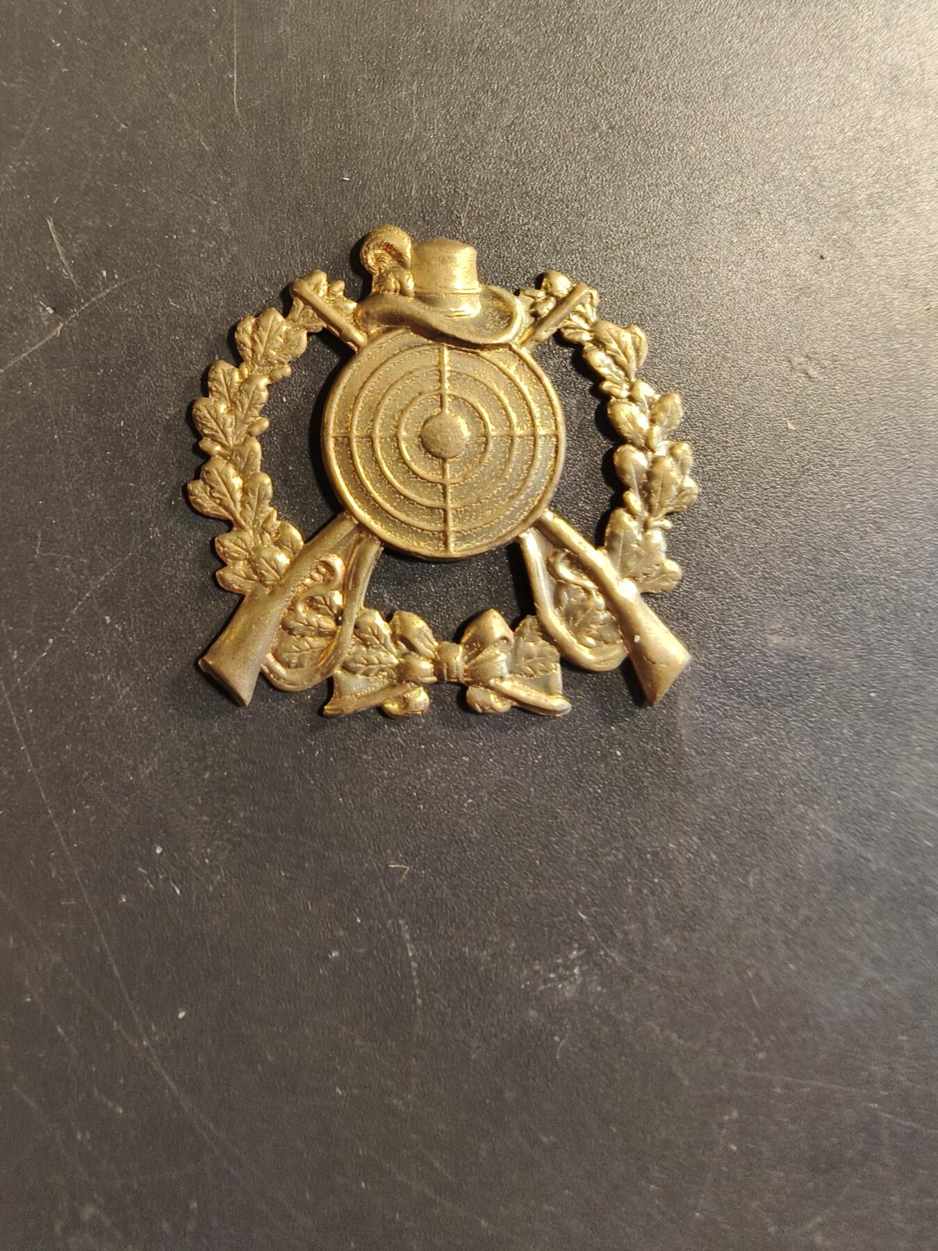 老王徽章第174期 德国射击协会帽徽   缺背杆
