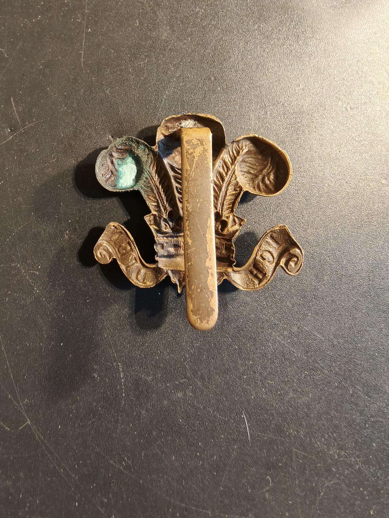 老王徽章第174期 英国柴郡义勇骑兵团帽徽   一战时期